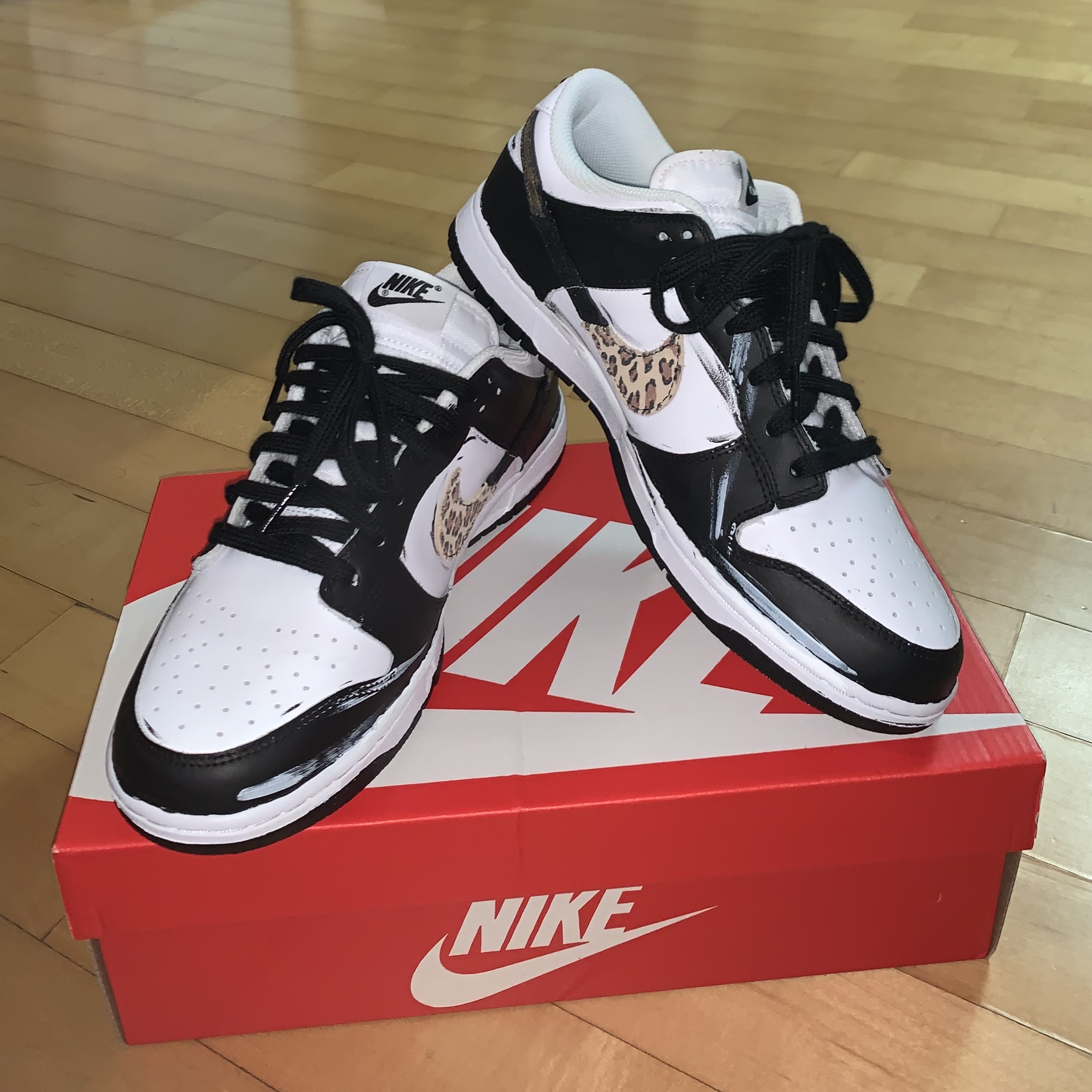 Nike Dunk Low Retro Black, (W) Nike Dunk Low SE Primal White 착용 스타일 - 1