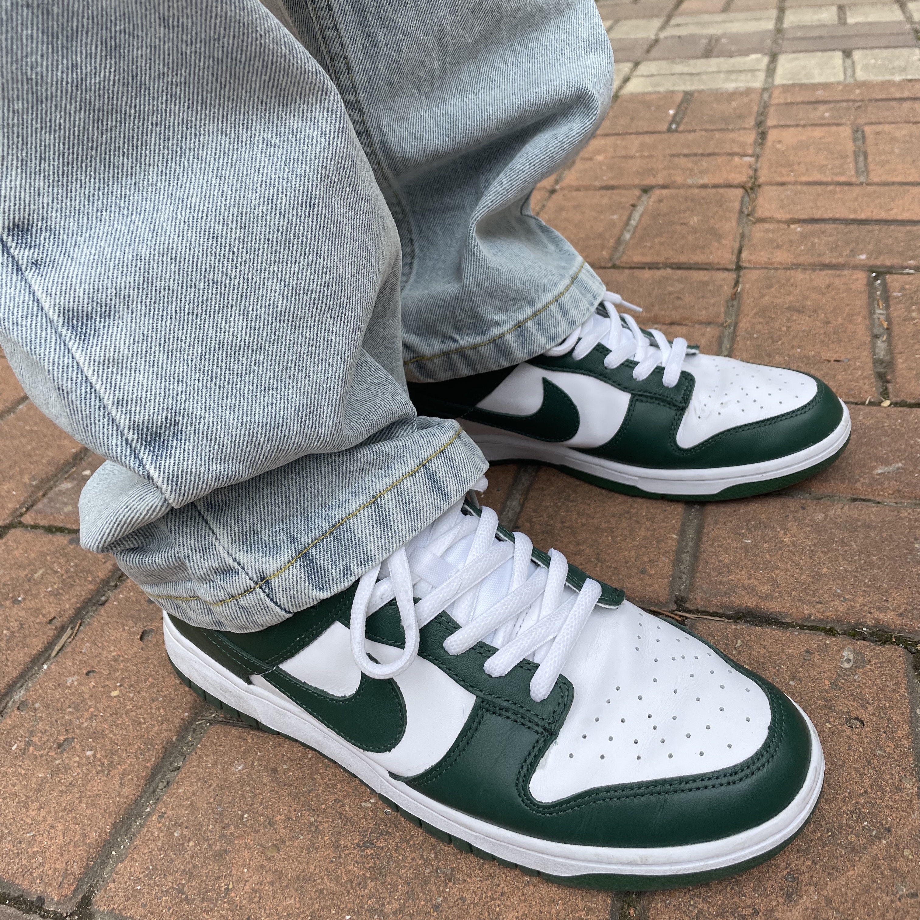 Nike Dunk Low Retro Varsity Green 착용 스타일 - 2