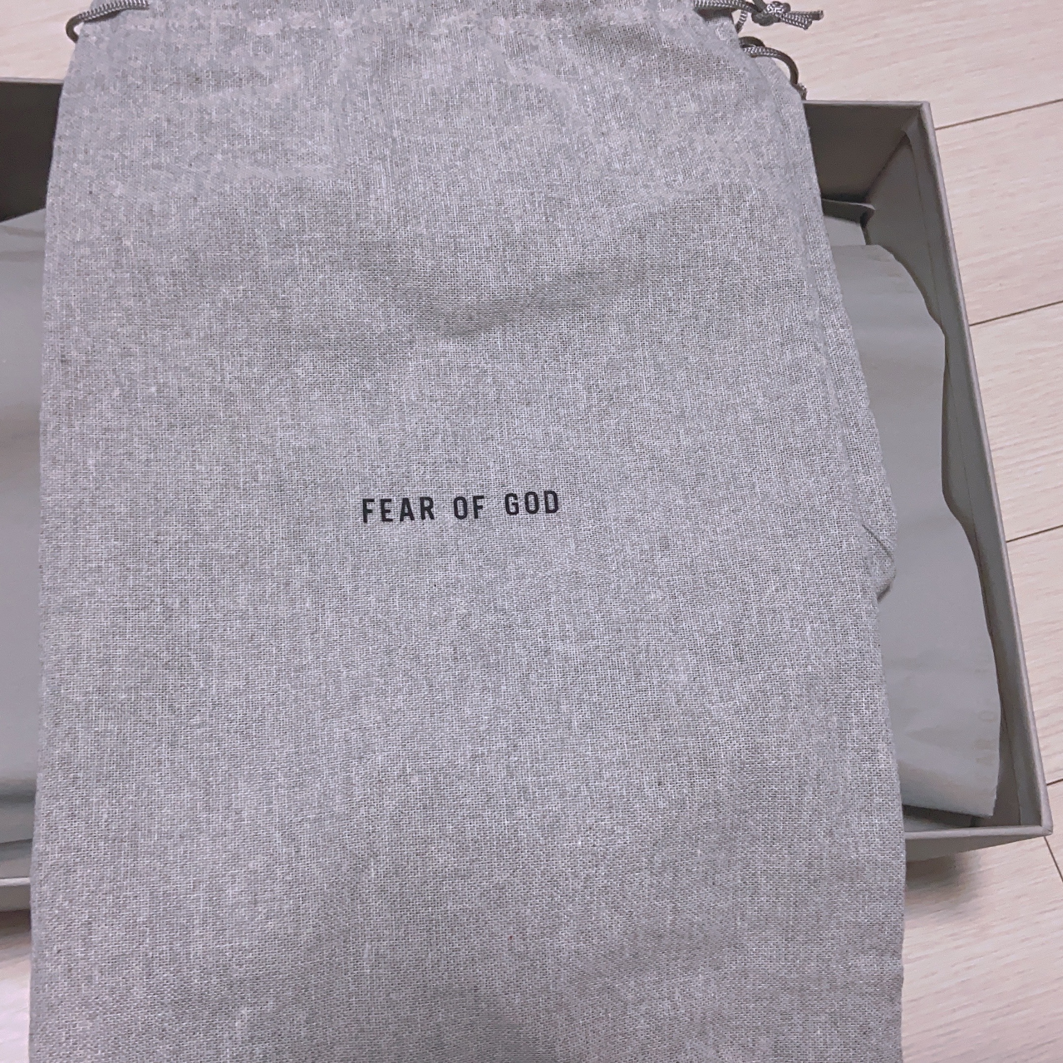 Fear of God The California Cream 착용 스타일 - 2