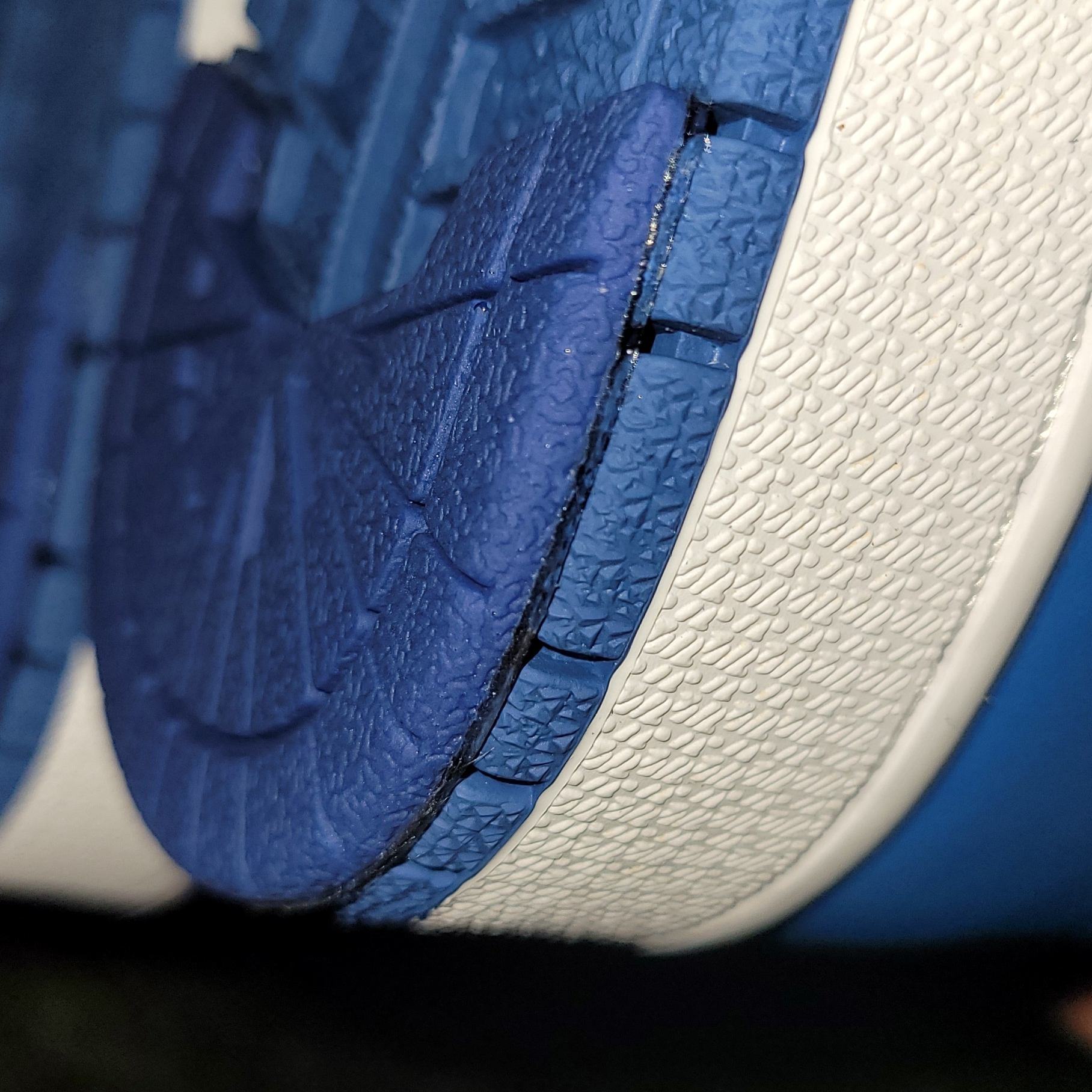 Jordan 1 Retro High OG Dark Marina Blue 착용 스타일 - 5
