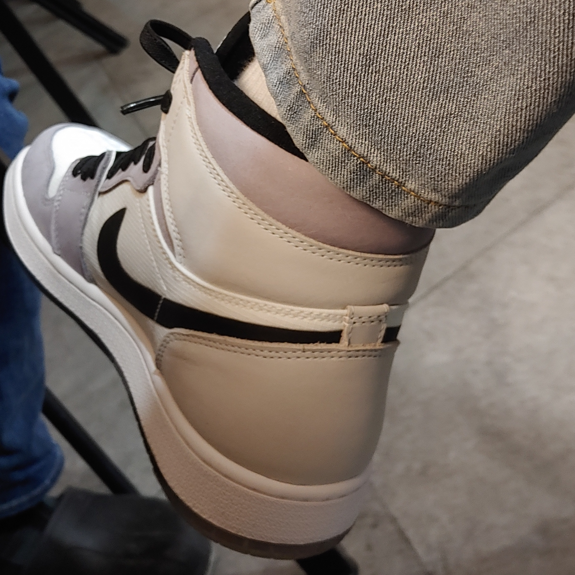 Jordan 1 Element Gore-Tex Sail 착용 스타일 - 2
