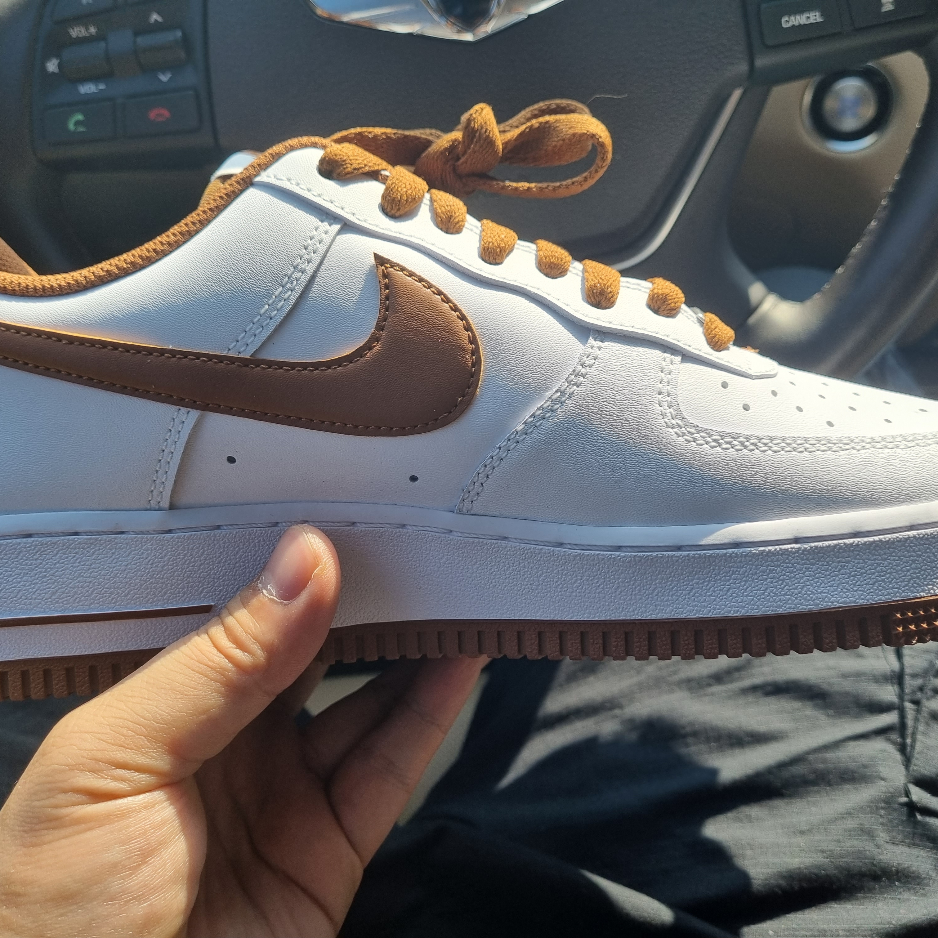 Nike Air Force 1 '07 Pecan 착용 스타일