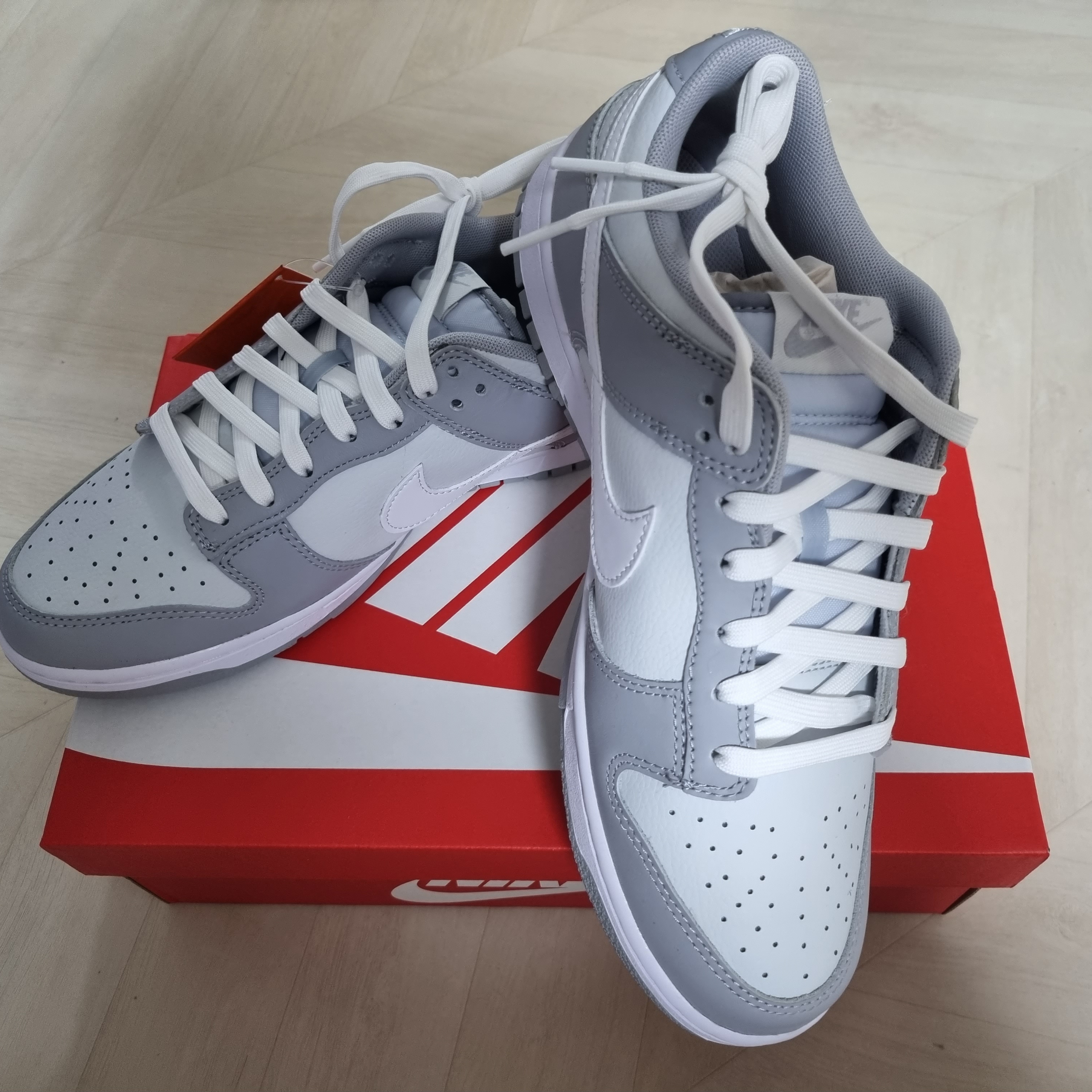 Nike Dunk Low Retro Wolf Grey 착용 스타일