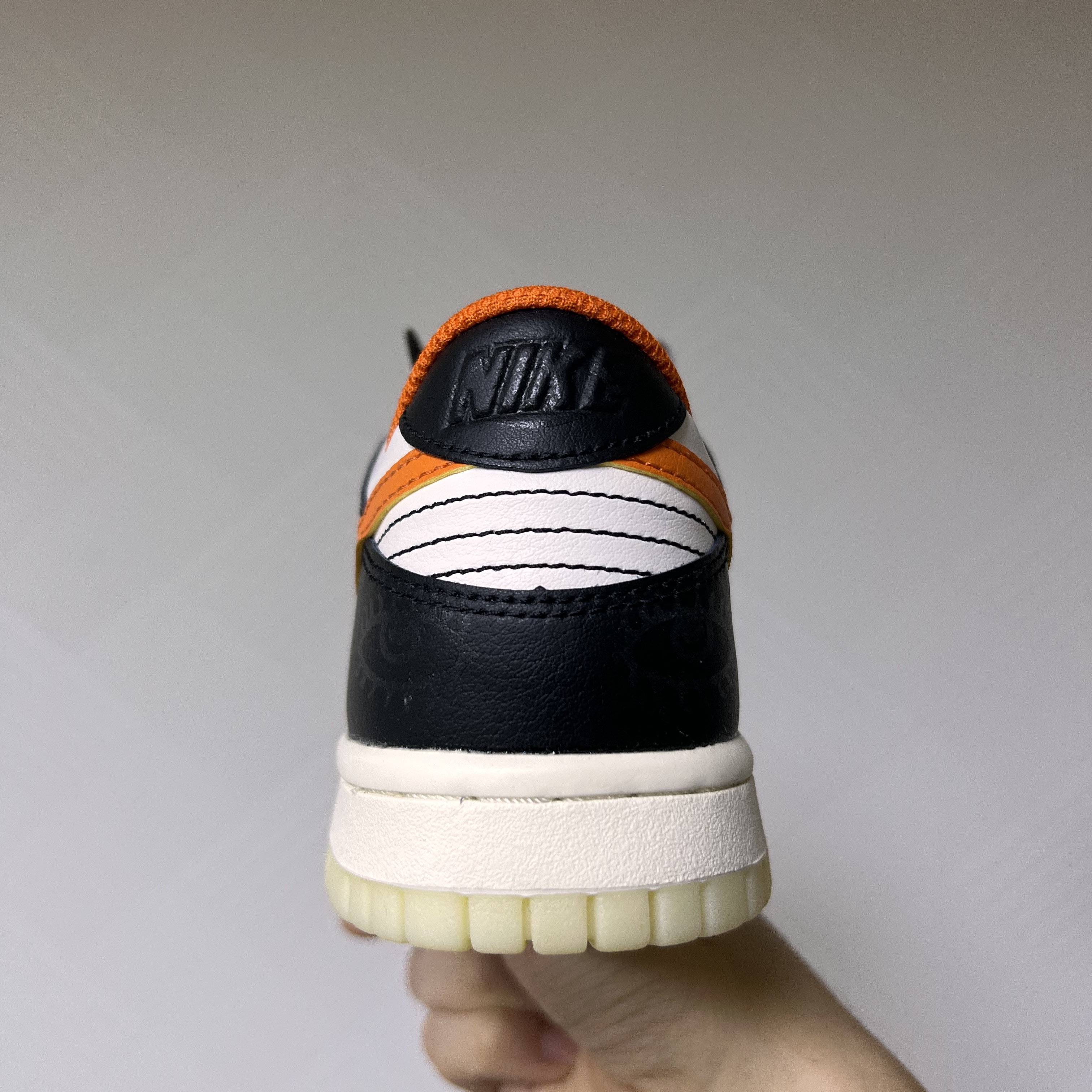 (GS) Nike Dunk Low PRM Halloween 착용 스타일 - 3