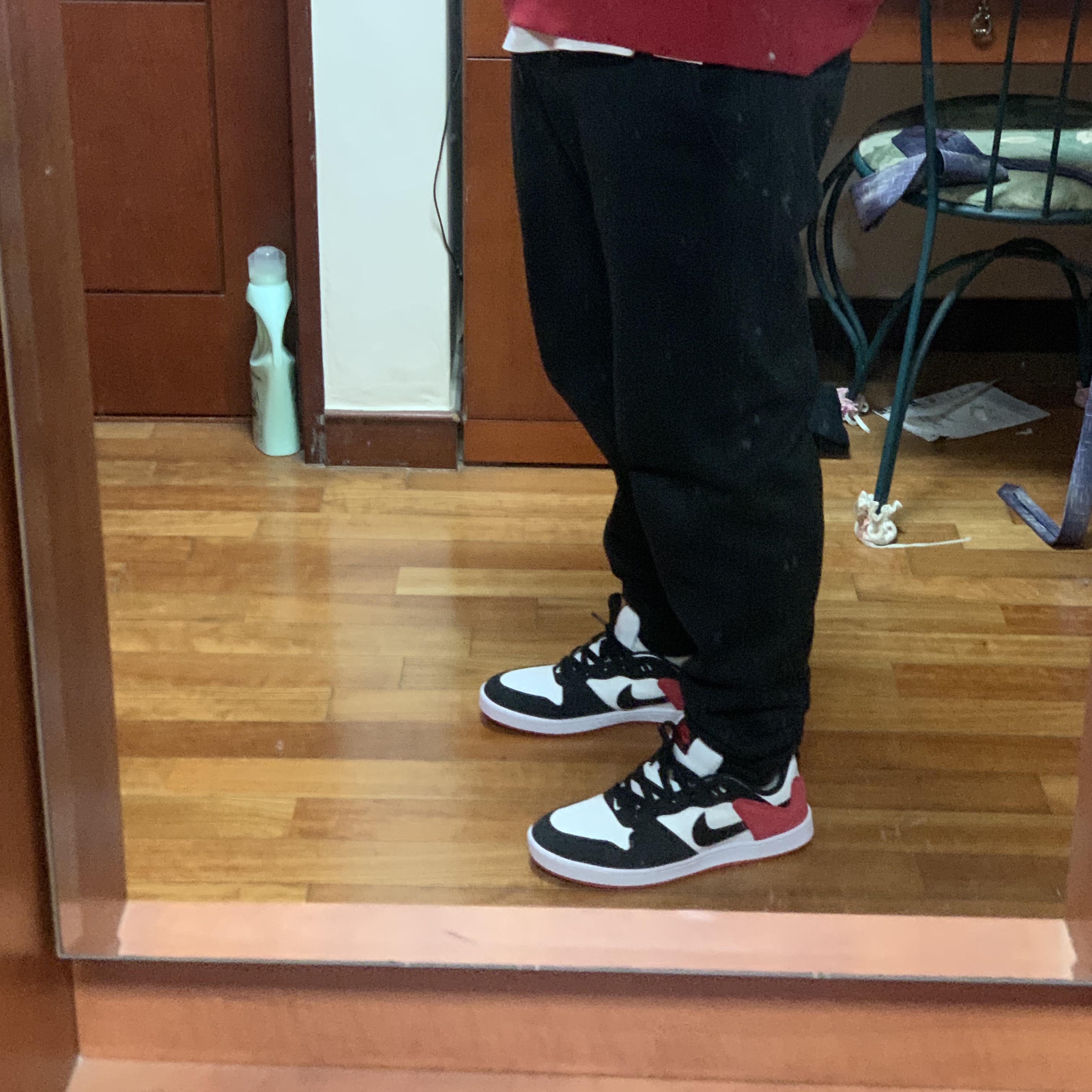 Nike SB Alleyoop University Red, Nike Dunk Low Premium Siempre Familia 착용 스타일 - 1