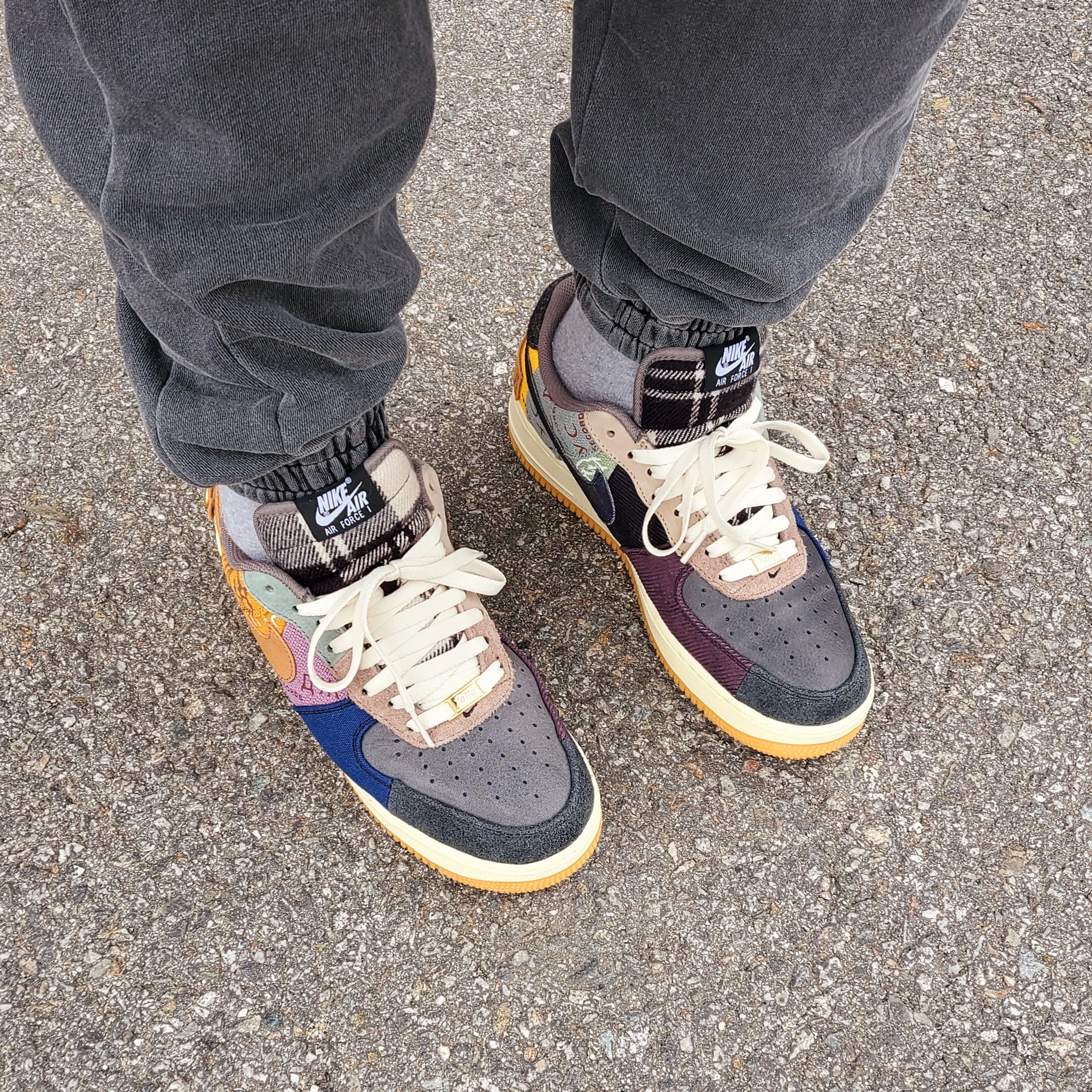 Nike x Travis Scott Air Force 1 Low Cactus Jack 착용 스타일 - 4