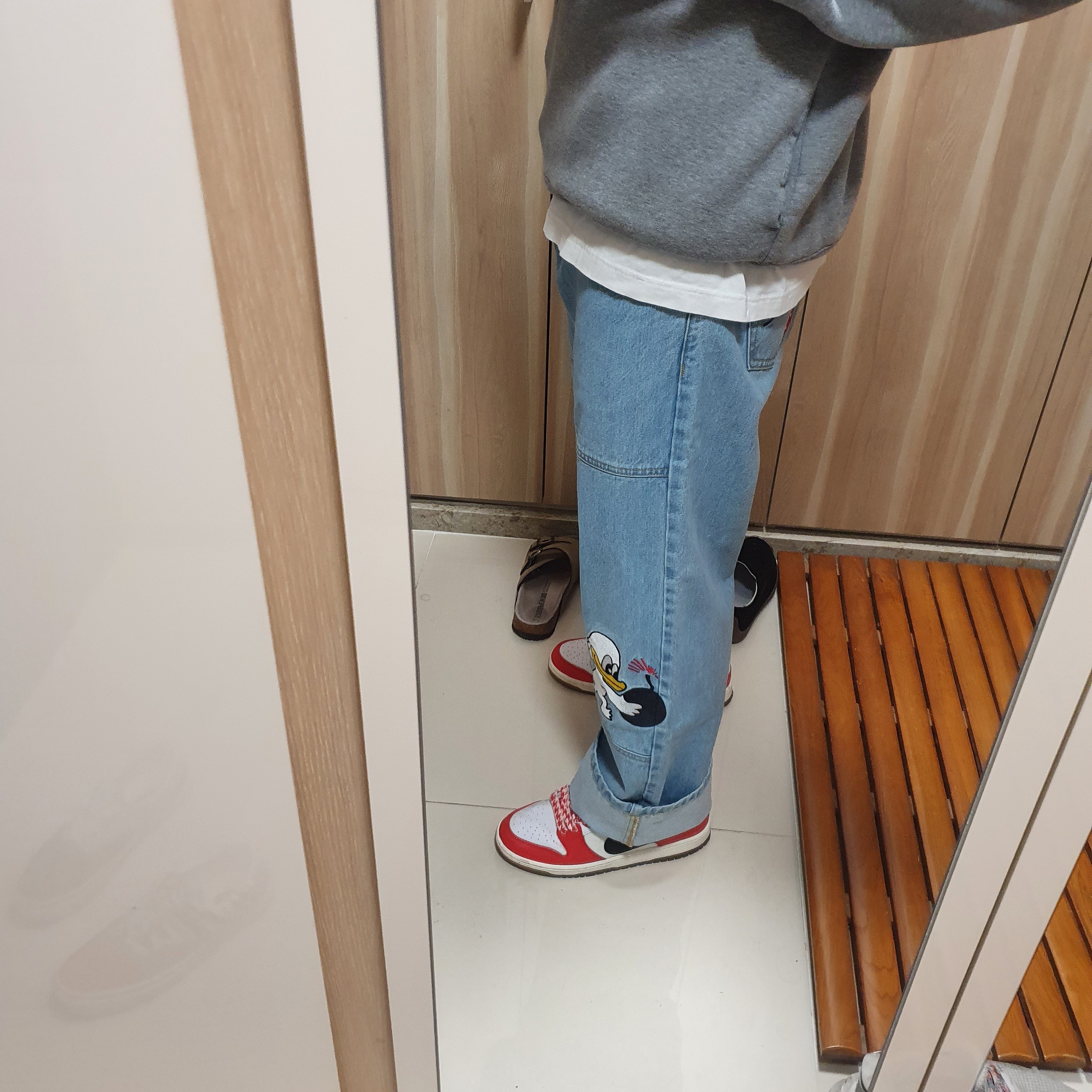 Palace Duck Bomb Panel Jeans Stone Wash - 22SS, Nike x Frame Skate SB Dunk Low Pro Habibi 착용 스타일 - 3