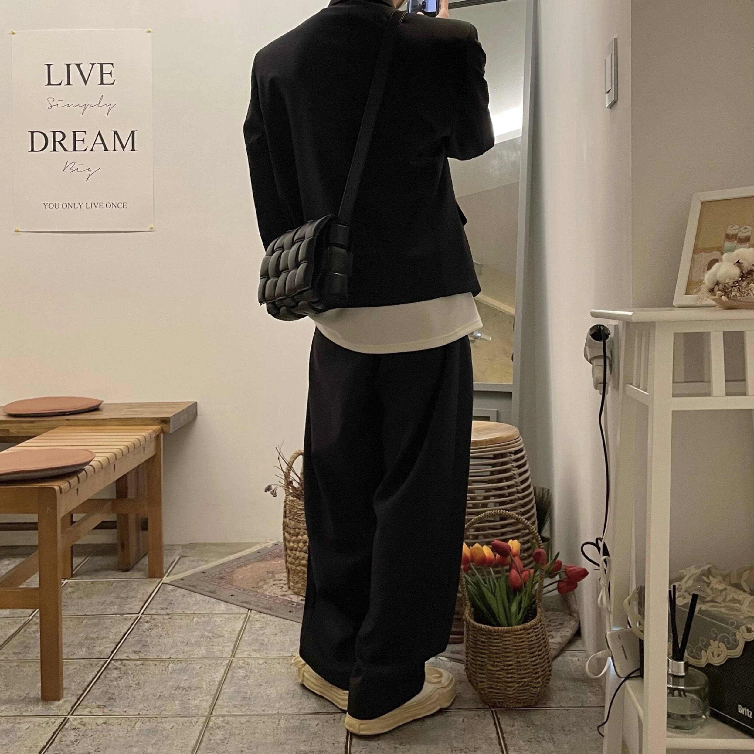 Maison Mihara Yasuhiro Hank OG Sole OD Canvas Low-top Sneakers White 착용 스타일 - 5