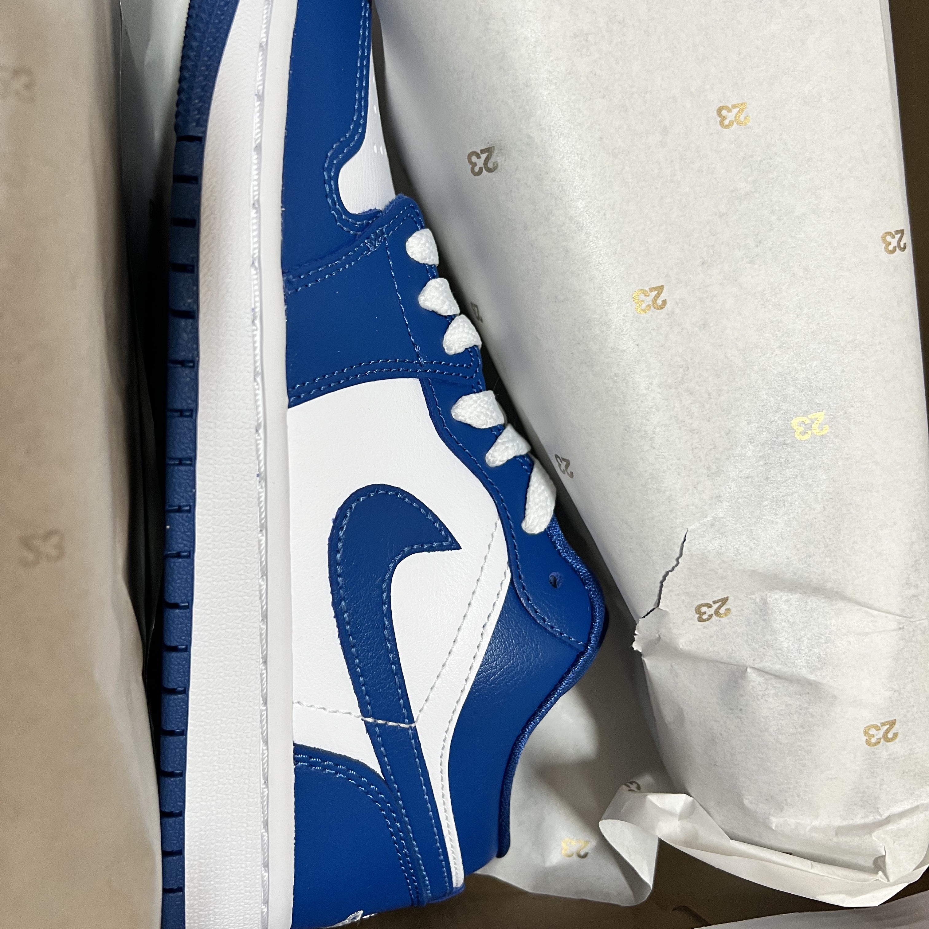 (W) Jordan 1 Low White Dark Marina Blue 착용 스타일
