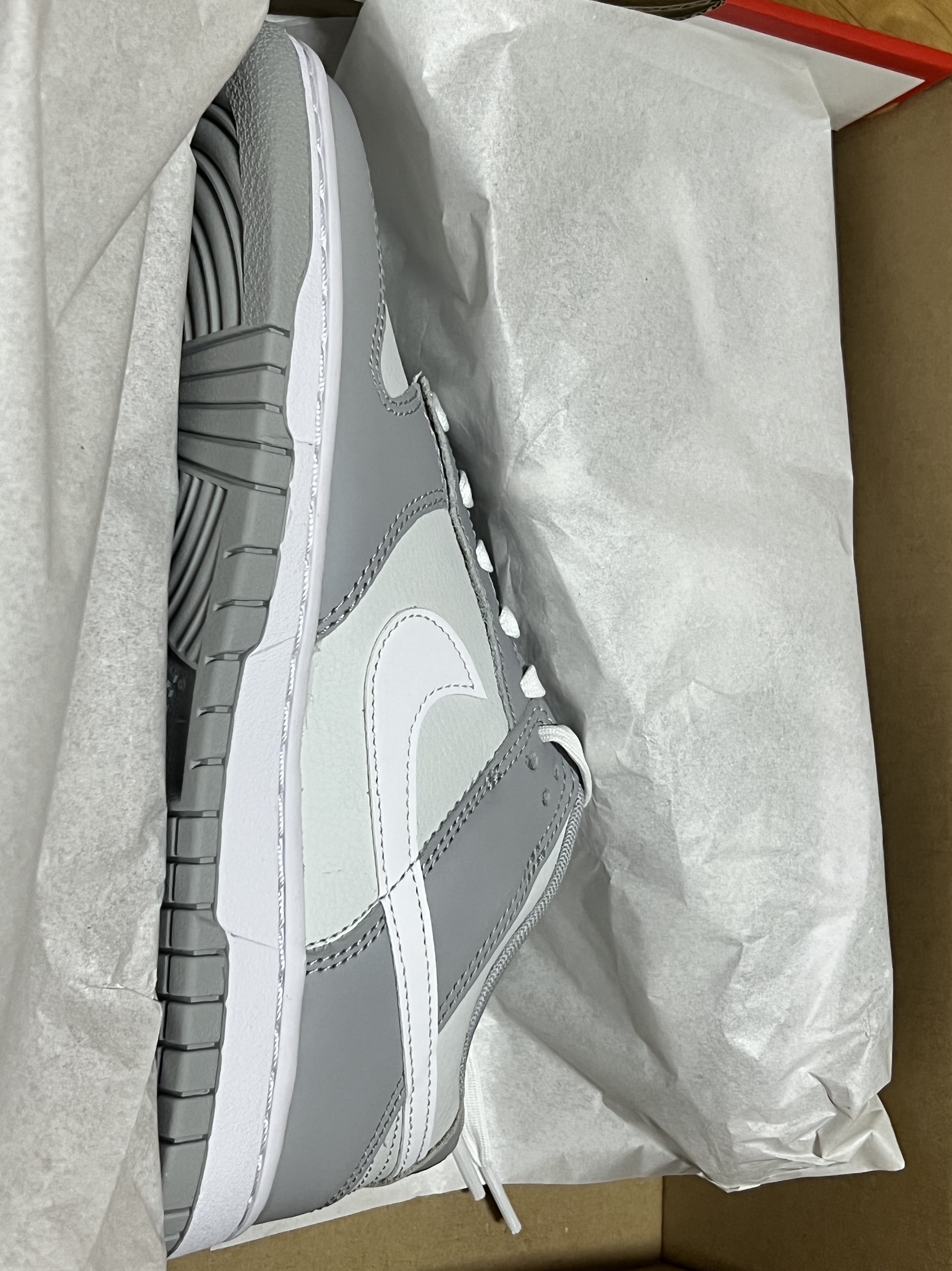 Nike Dunk Low Retro Wolf Grey 착용 스타일