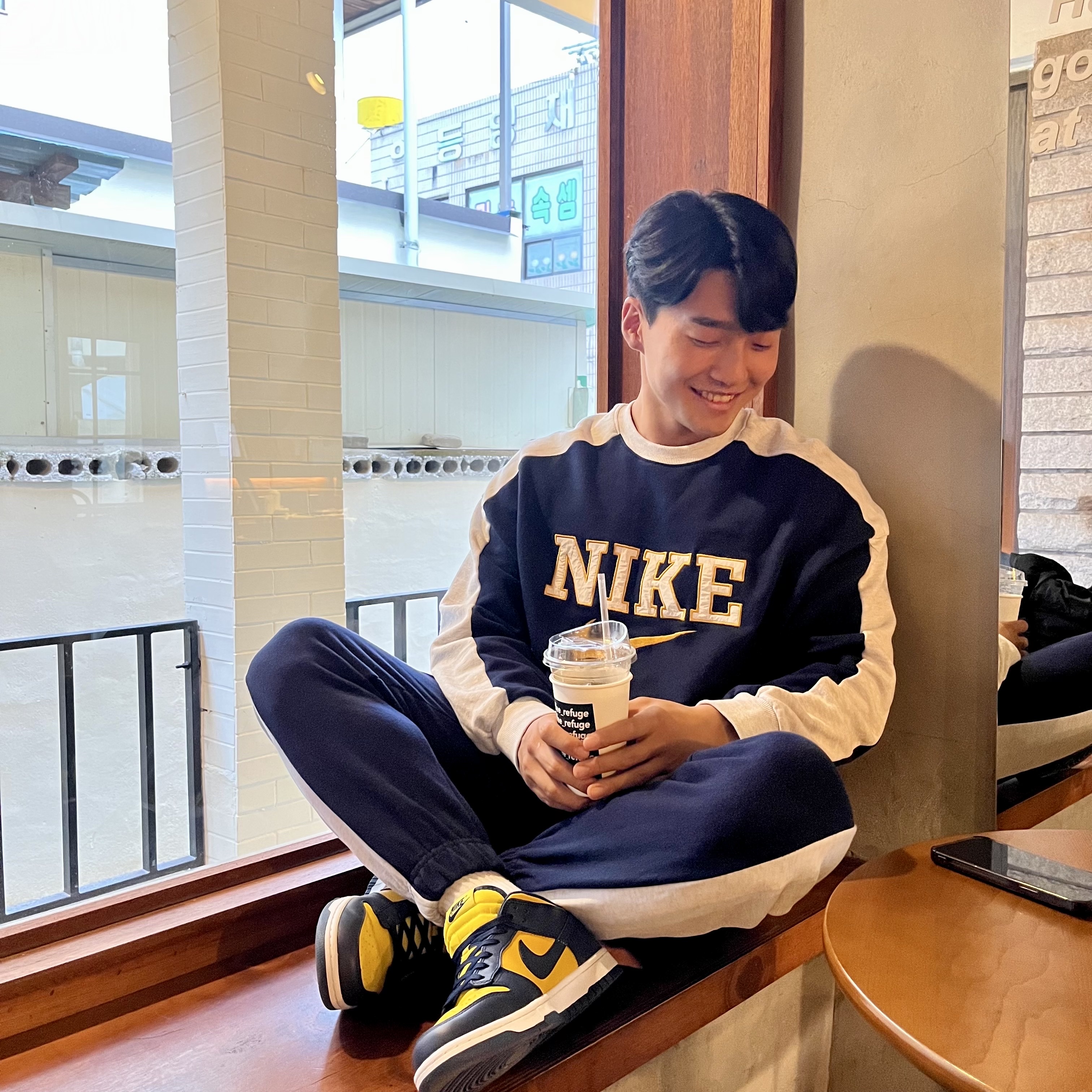 Nike Dunk Low Retro Varsity Maize 착용 스타일