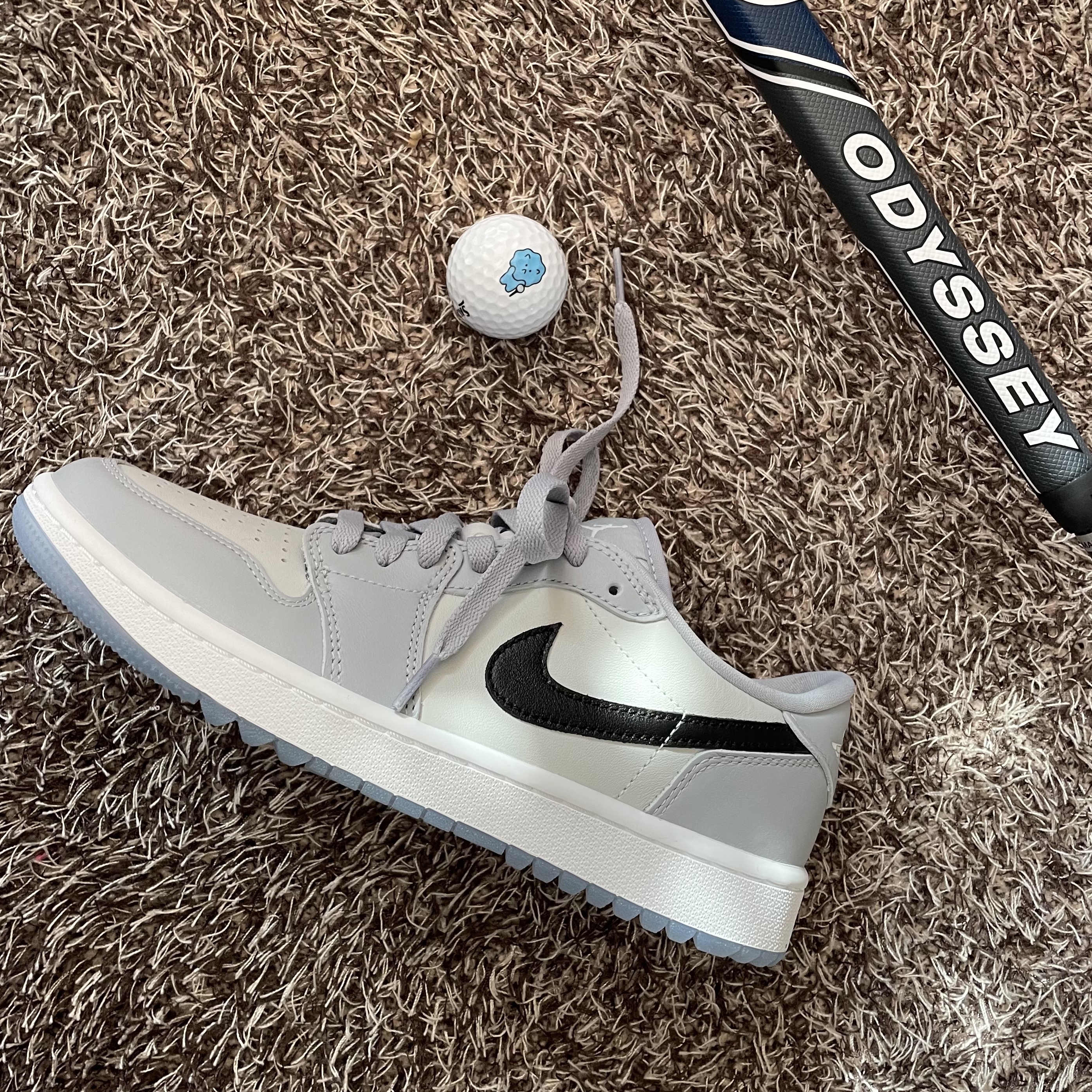 Jordan 1 Low Golf Wolf Grey 착용 스타일 - 1