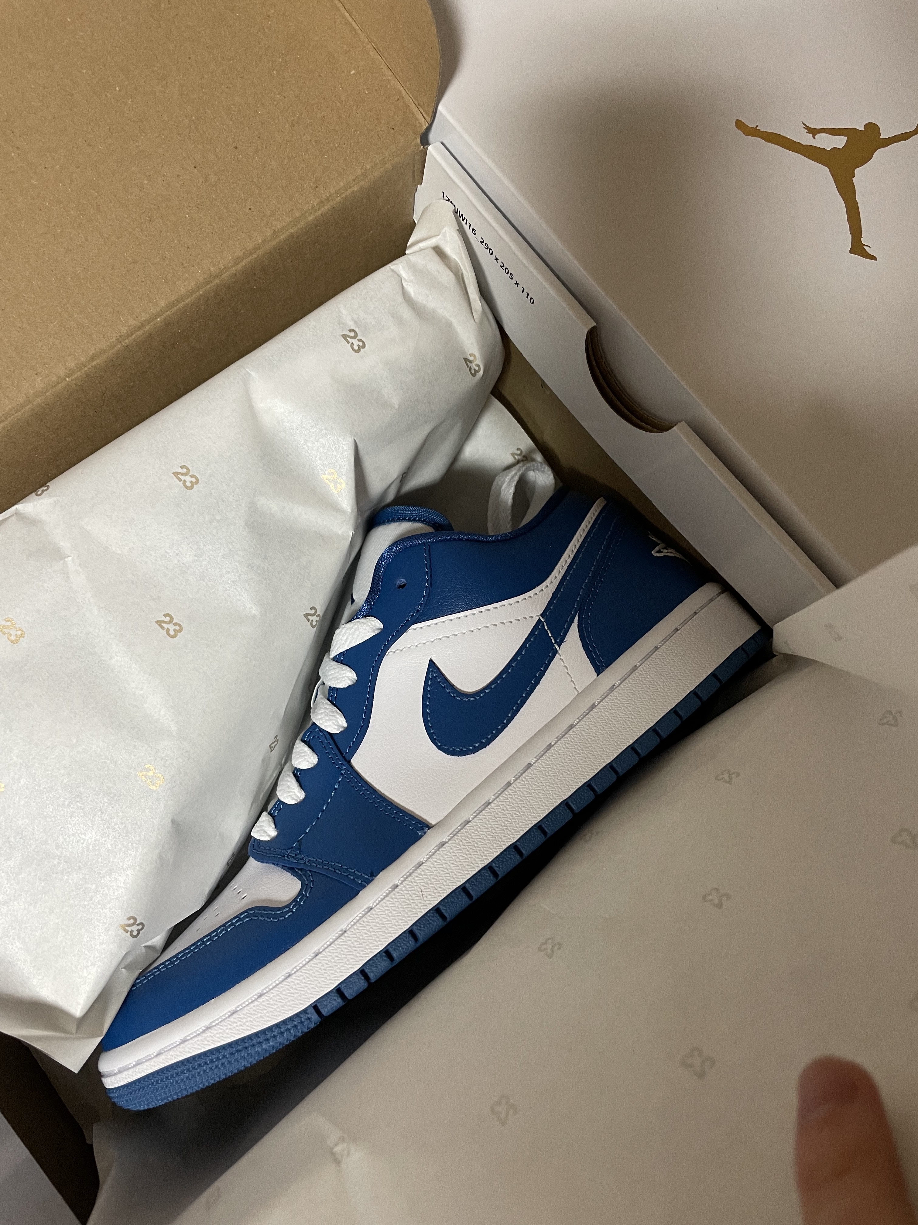 (W) Jordan 1 Low White Dark Marina Blue 착용 스타일