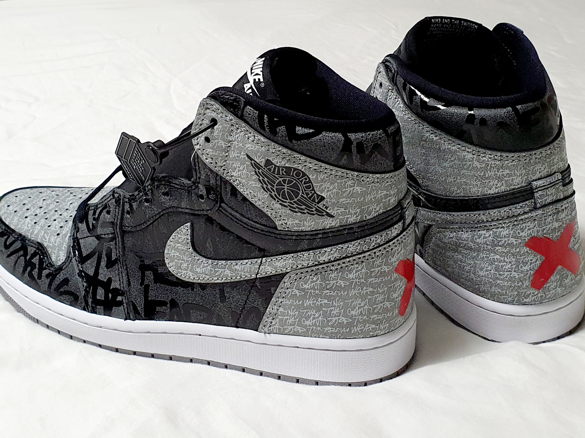 Jordan 1 Retro High OG Rebellionaire 착용 스타일 - 5