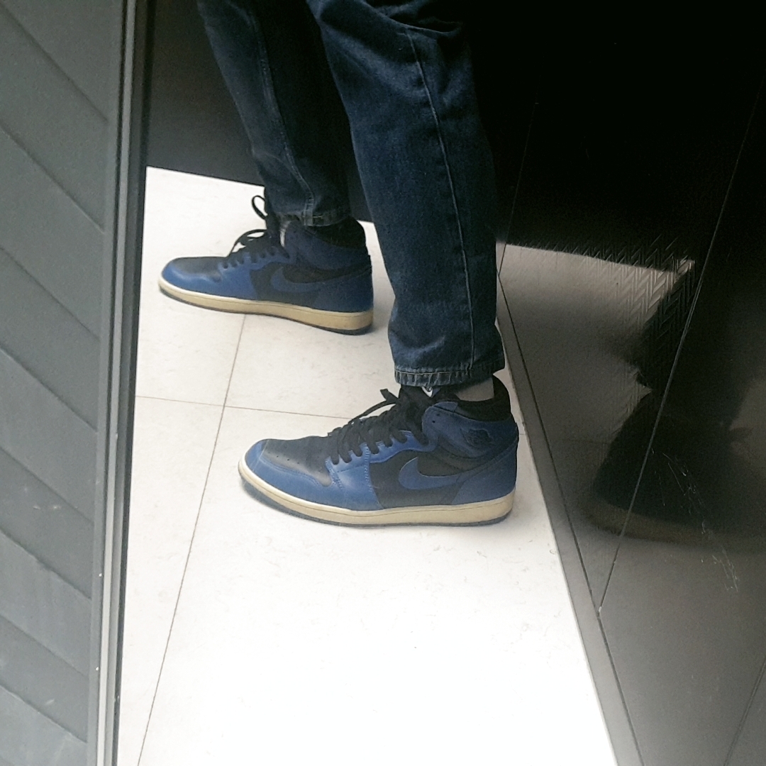 Jordan 1 Retro High OG Dark Marina Blue 착용 스타일