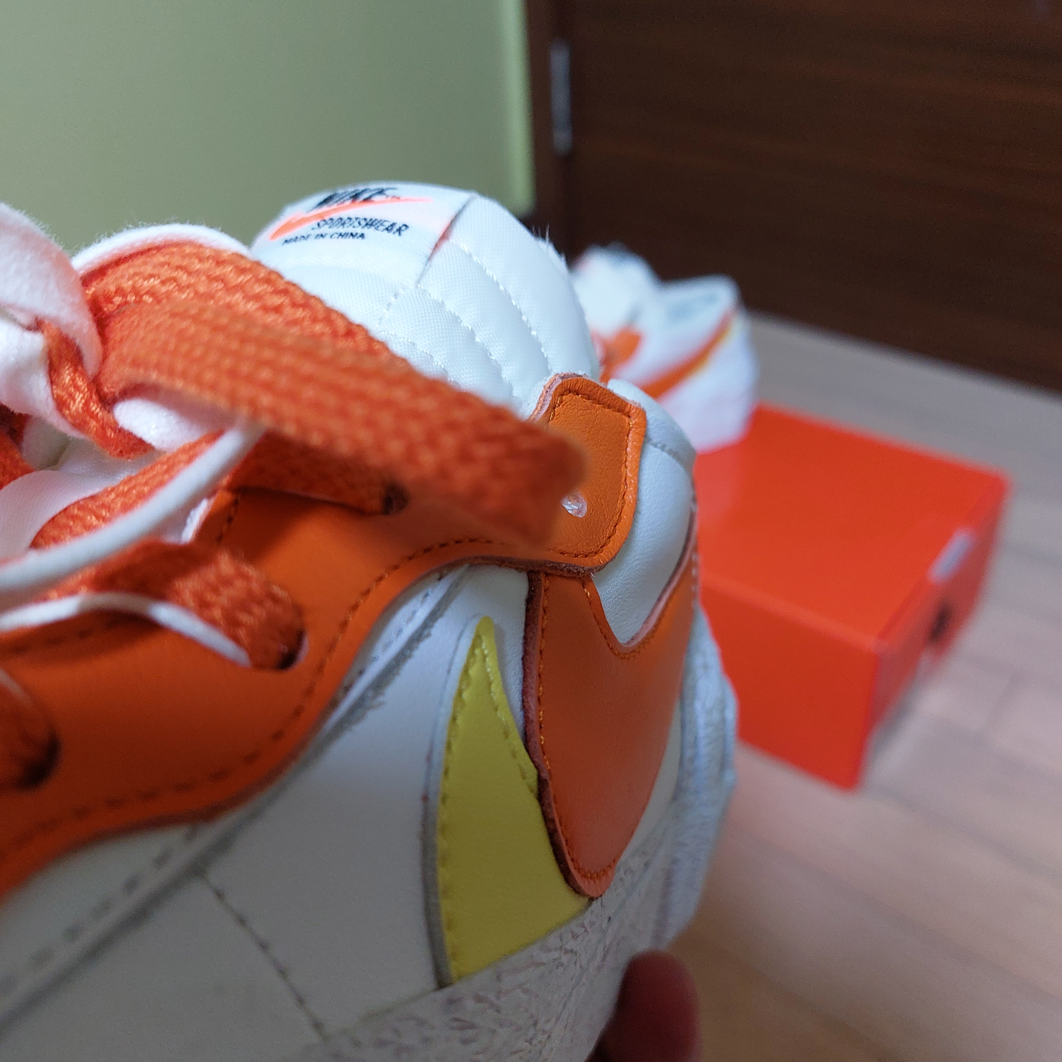 Nike x Sacai Blazer Low Magma Orange 착용 스타일