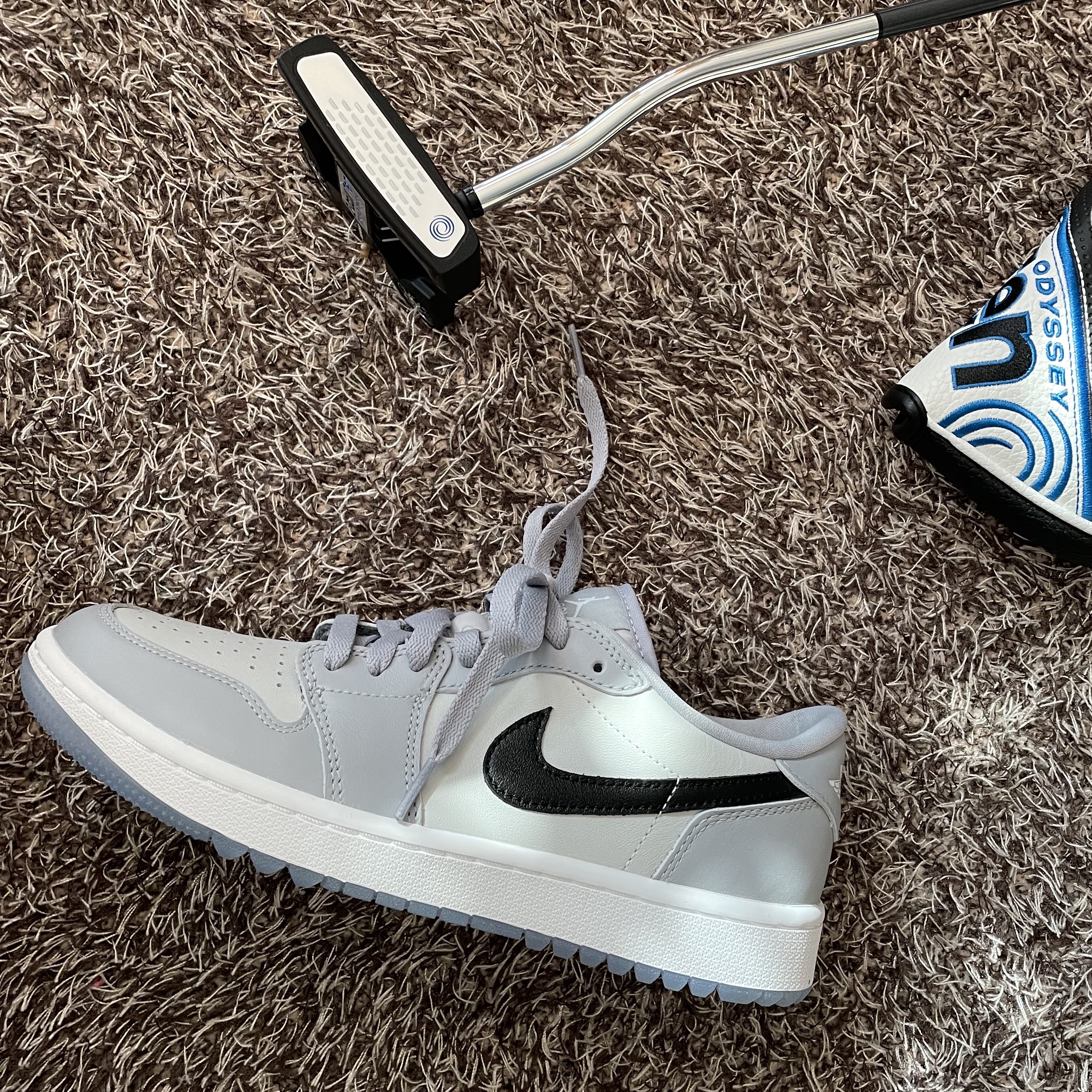Jordan 1 Low Golf Wolf Grey 착용 스타일 - 2