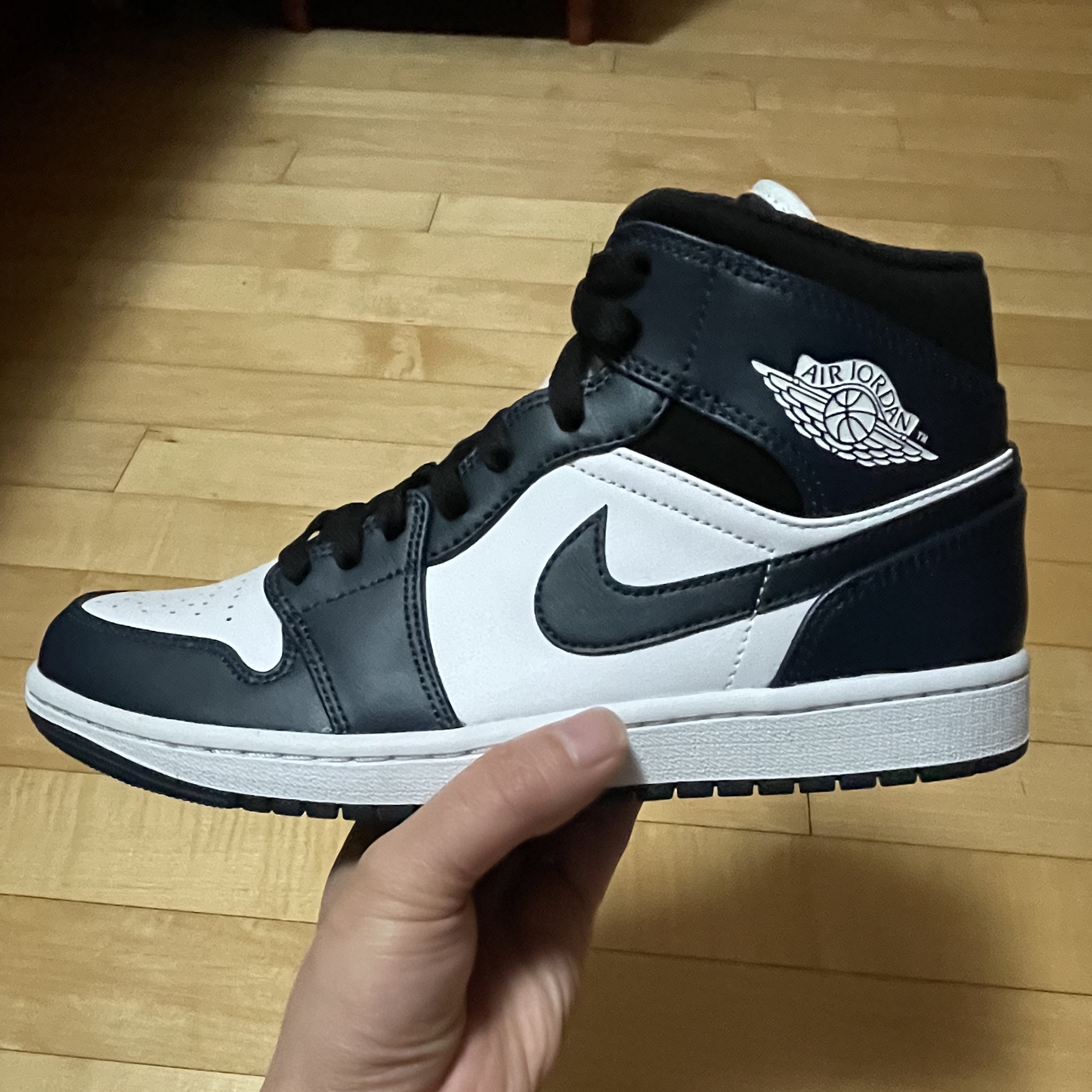Jordan 1 Mid Dark Teal 착용 스타일 - 3