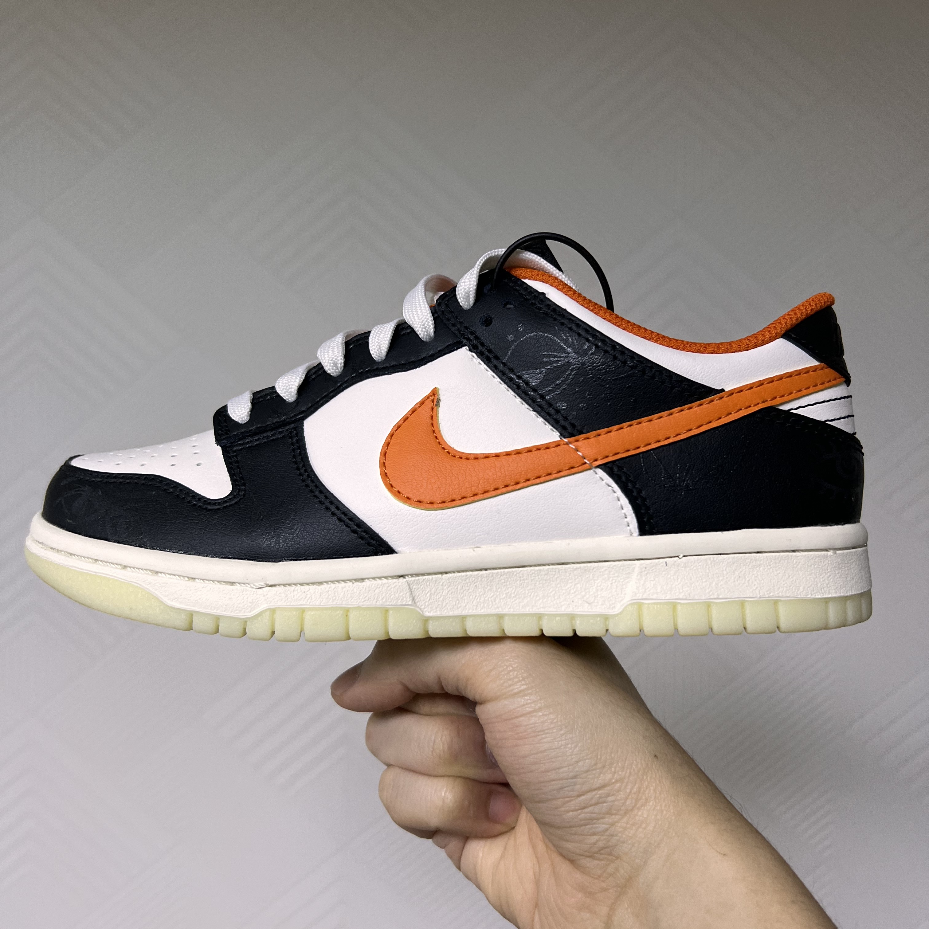 (GS) Nike Dunk Low PRM Halloween 착용 스타일 - 1