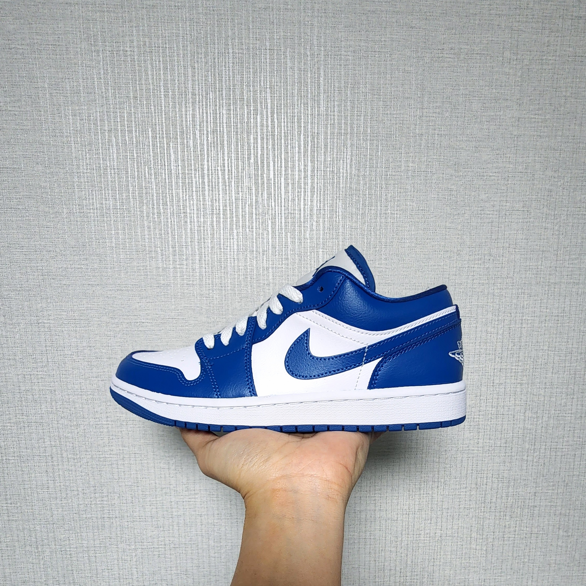(W) Jordan 1 Low White Dark Marina Blue 착용 스타일