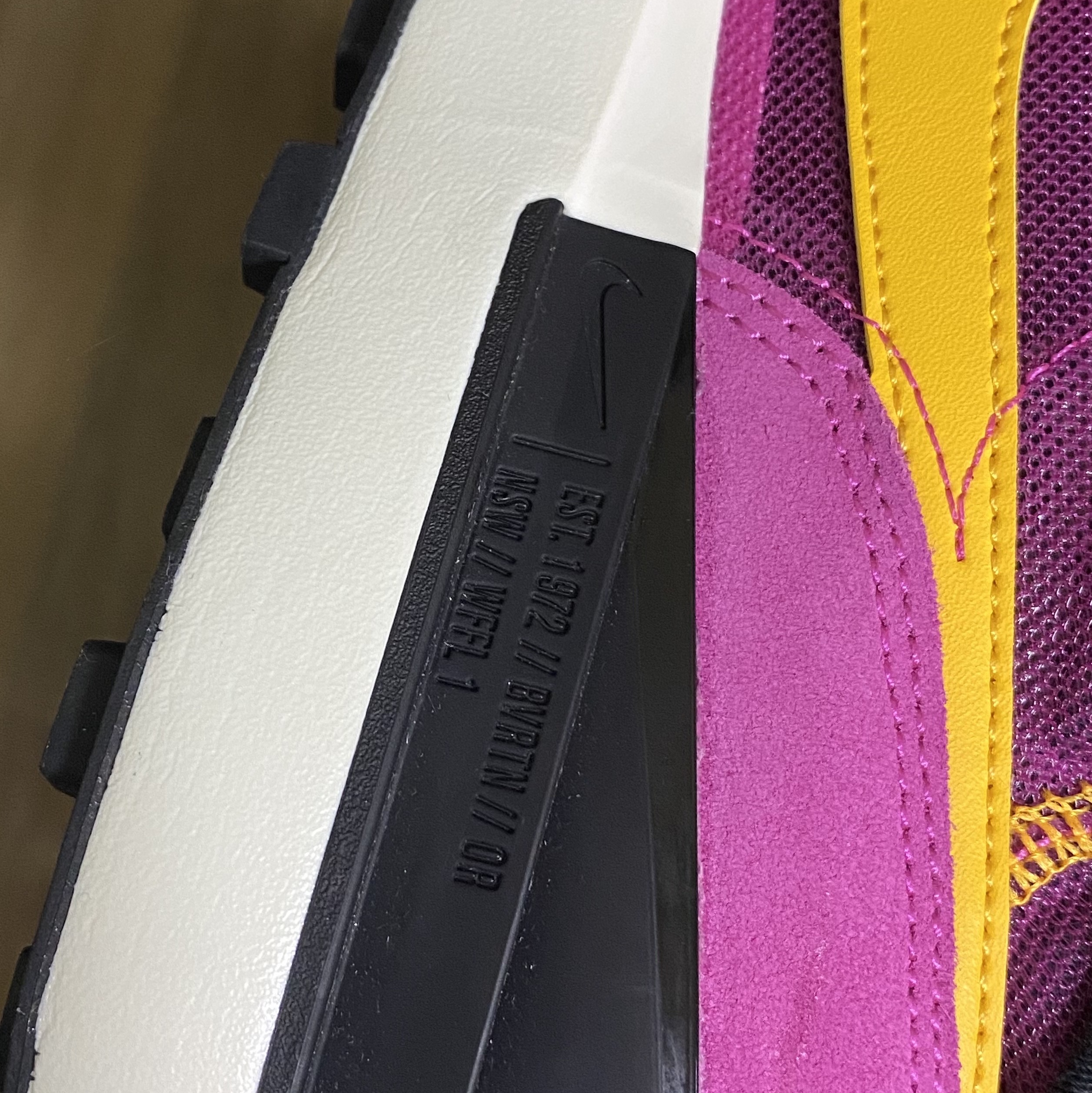 Nike Waffle One Active Fuchsia, (W) Nike Waffle One Active Fuchsia 착용 스타일 - 2