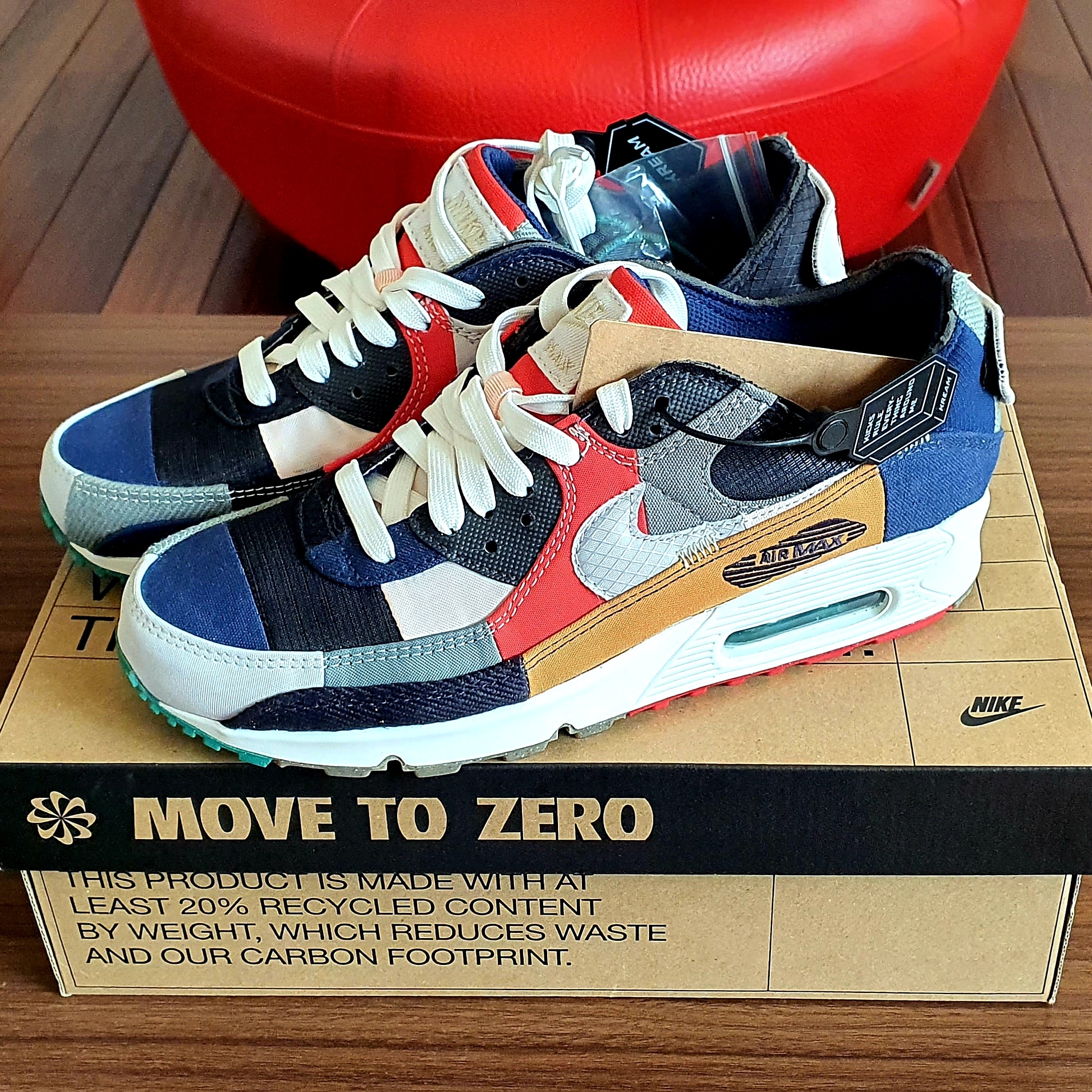 (W) Nike Air Max 90 QS Scrap 착용 스타일