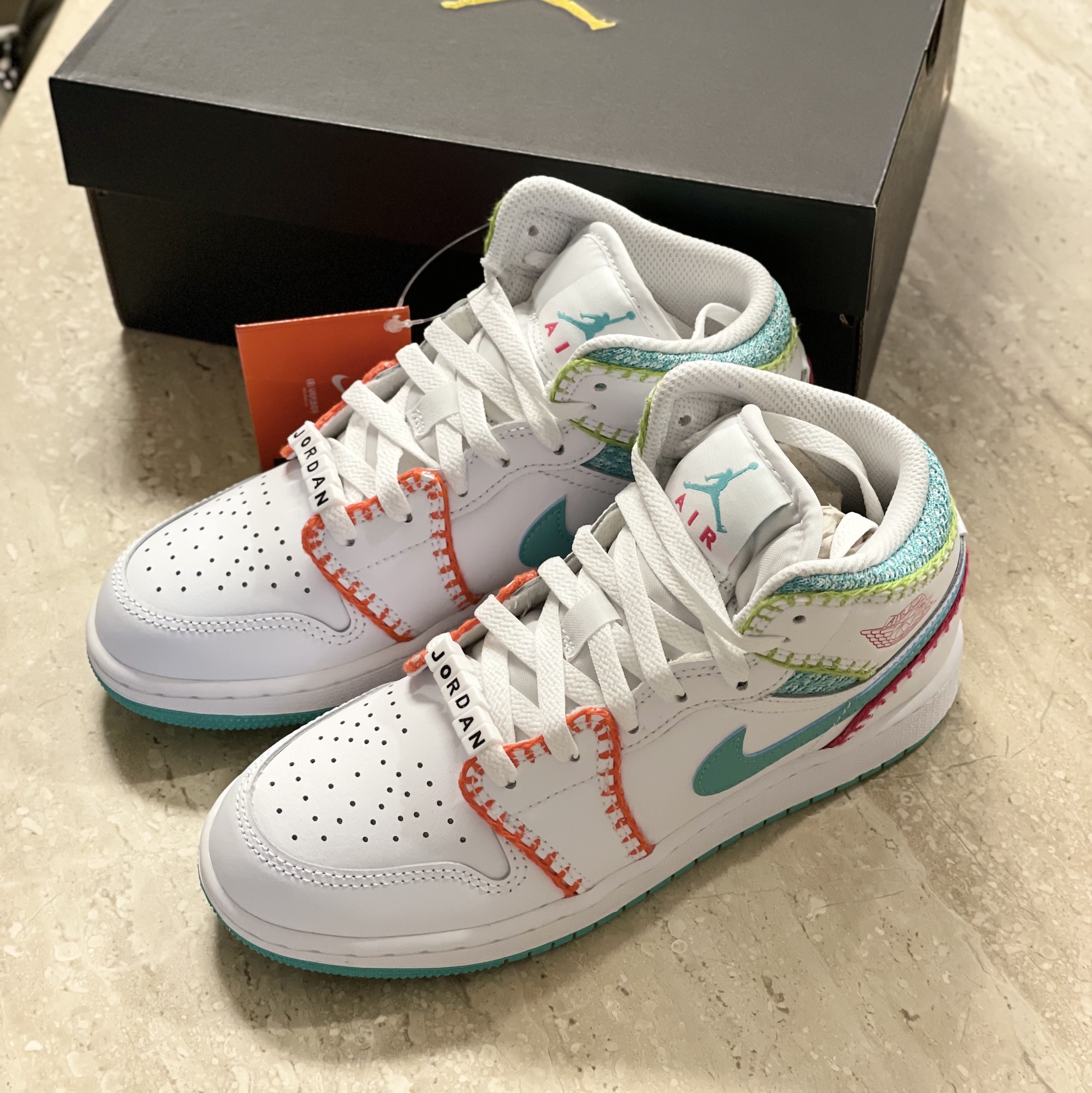 (GS) Jordan 1 Mid SE White Washed Teal 착용 스타일