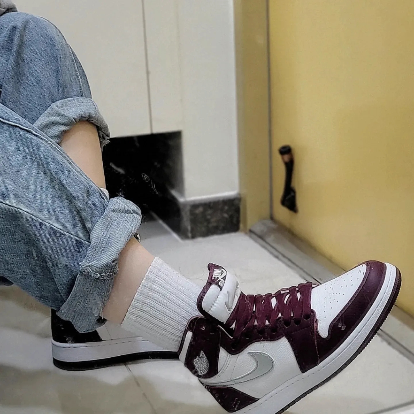 (GS) Jordan 1 Retro High OG Bordeaux 착용 스타일