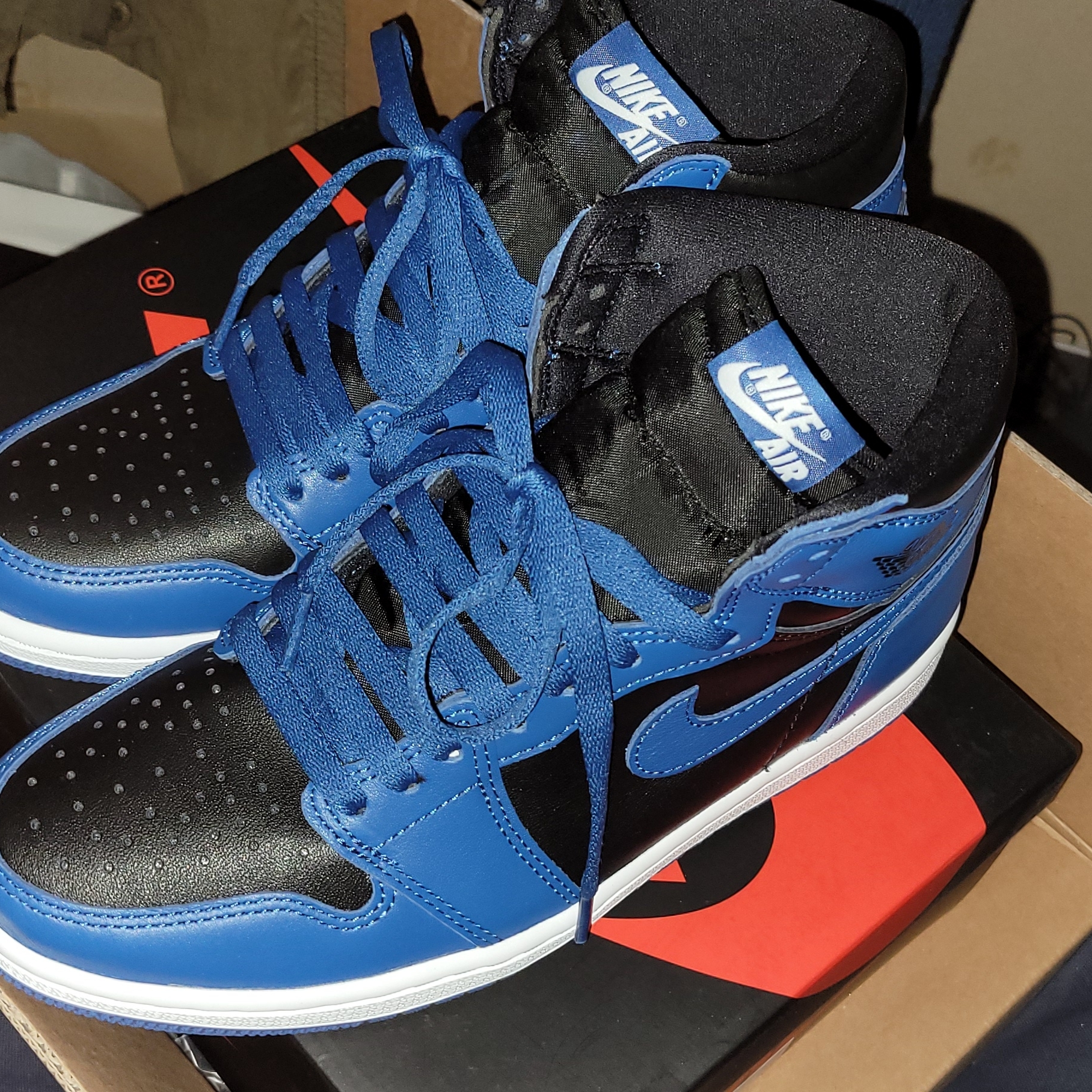 Jordan 1 Retro High OG Dark Marina Blue 착용 스타일 - 3