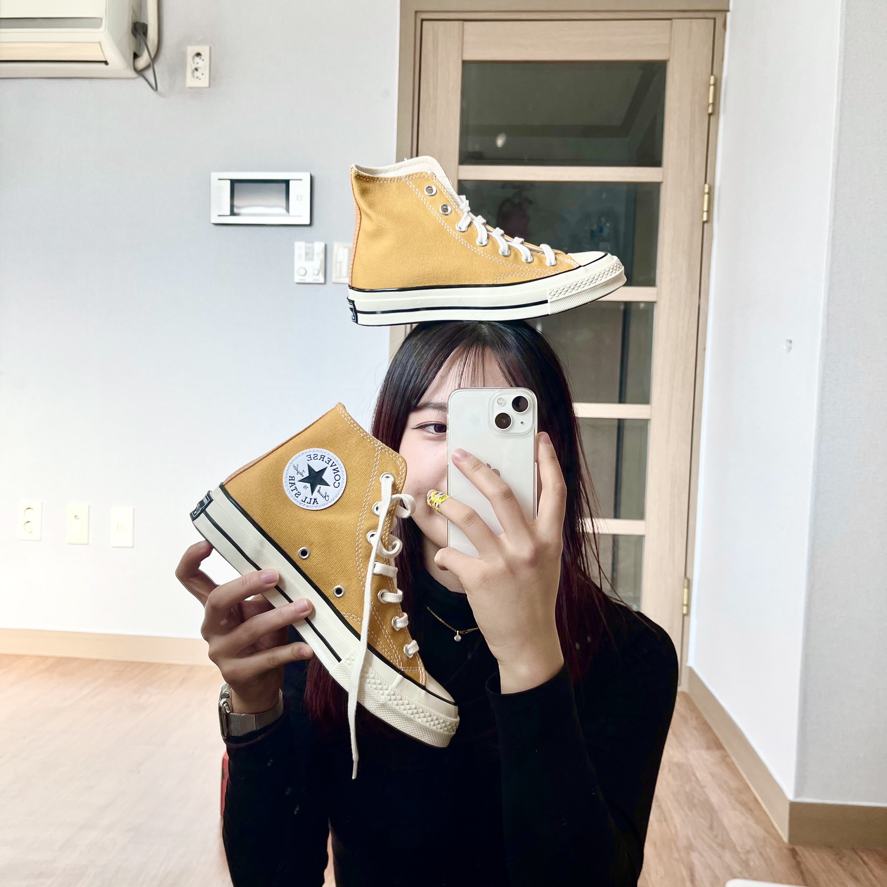 Converse Chuck 70 High Vintage Canvas Sunflower 착용 스타일
