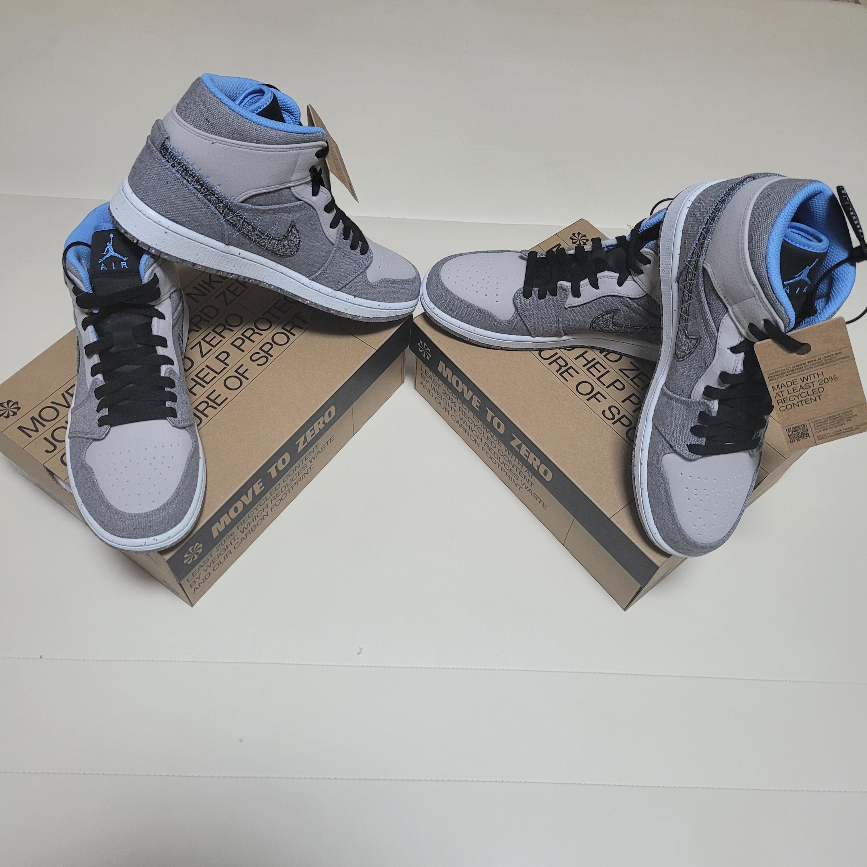 Jordan 1 Mid SE Crater Grey Fog 착용 스타일 - 4