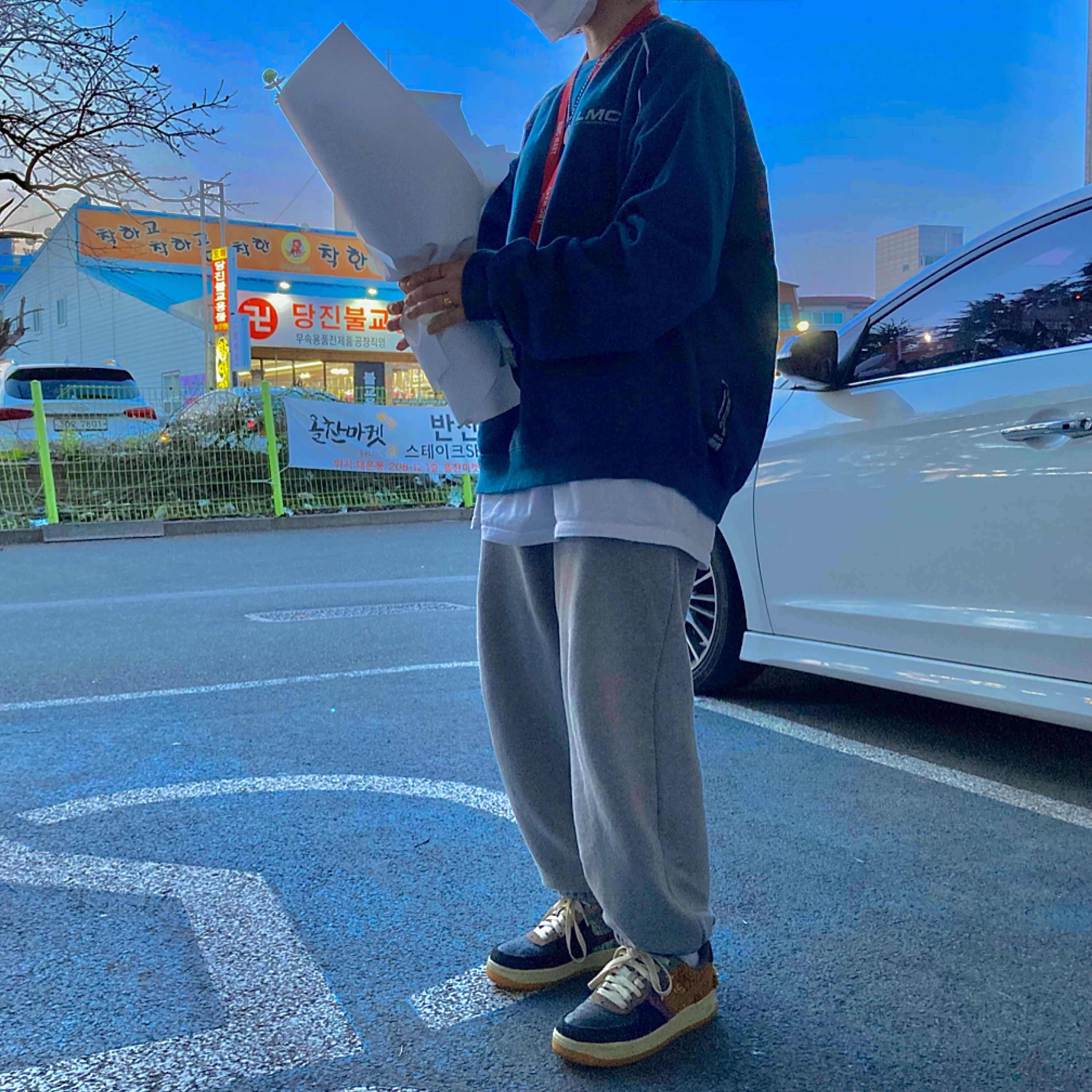 Nike x Travis Scott Air Force 1 Low Cactus Jack 착용 스타일