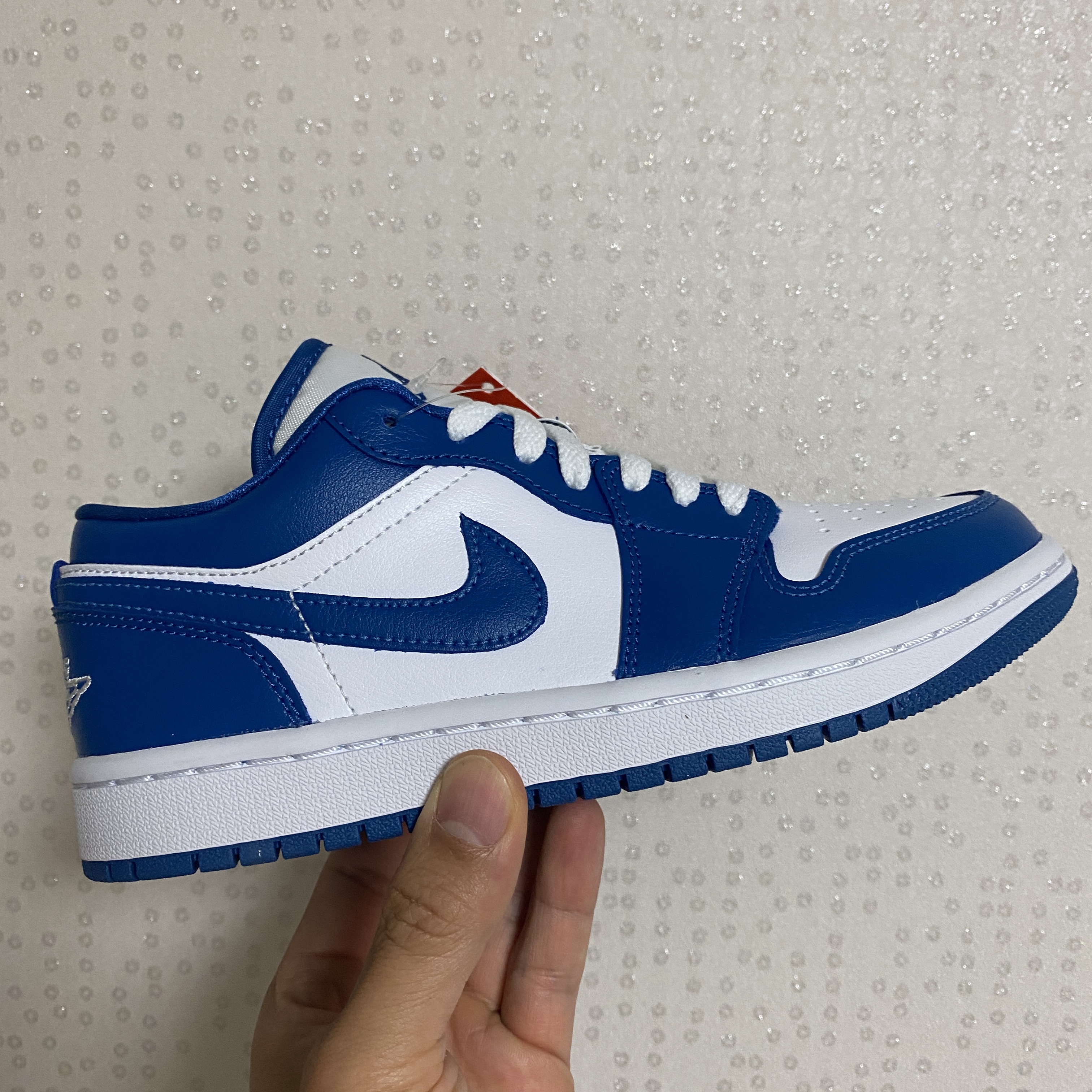 (W) Jordan 1 Low White Dark Marina Blue 착용 스타일