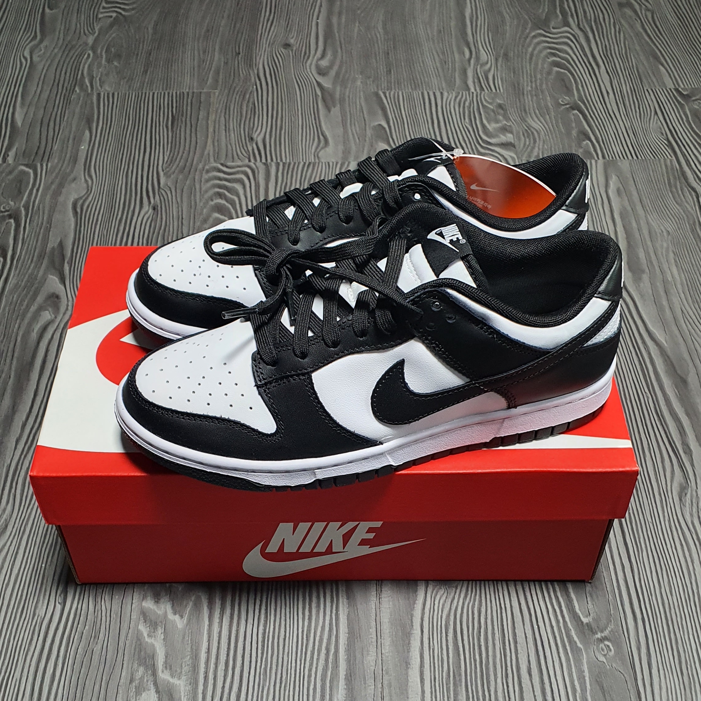 Nike Dunk Low Retro Black 착용 스타일