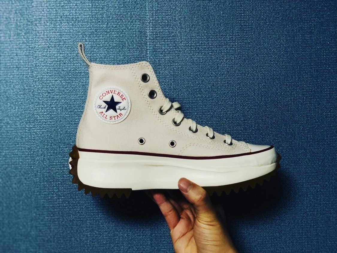 Converse Run Star Hike Hi Parchment 착용 스타일