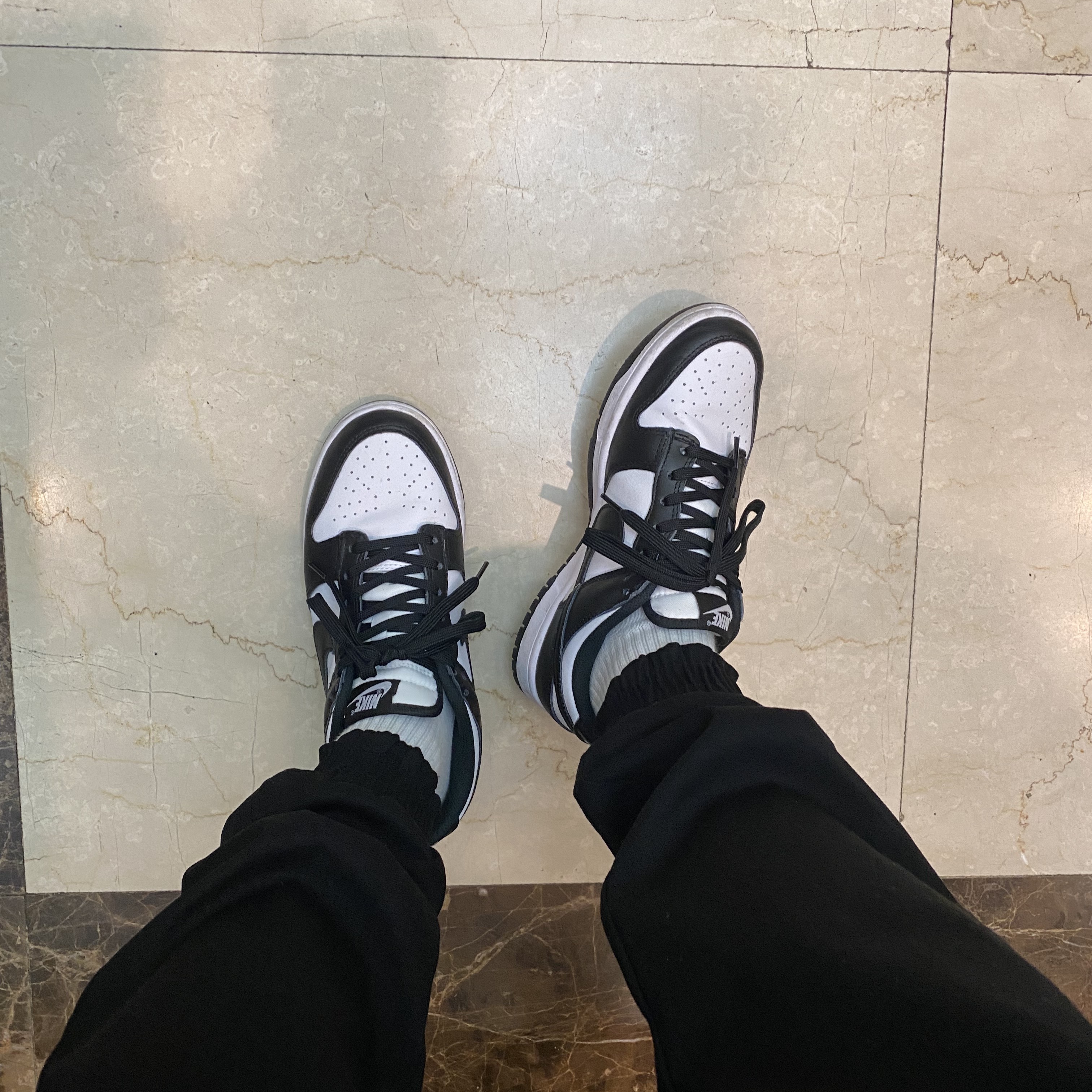 (W) Nike Dunk Low Black 착용 스타일