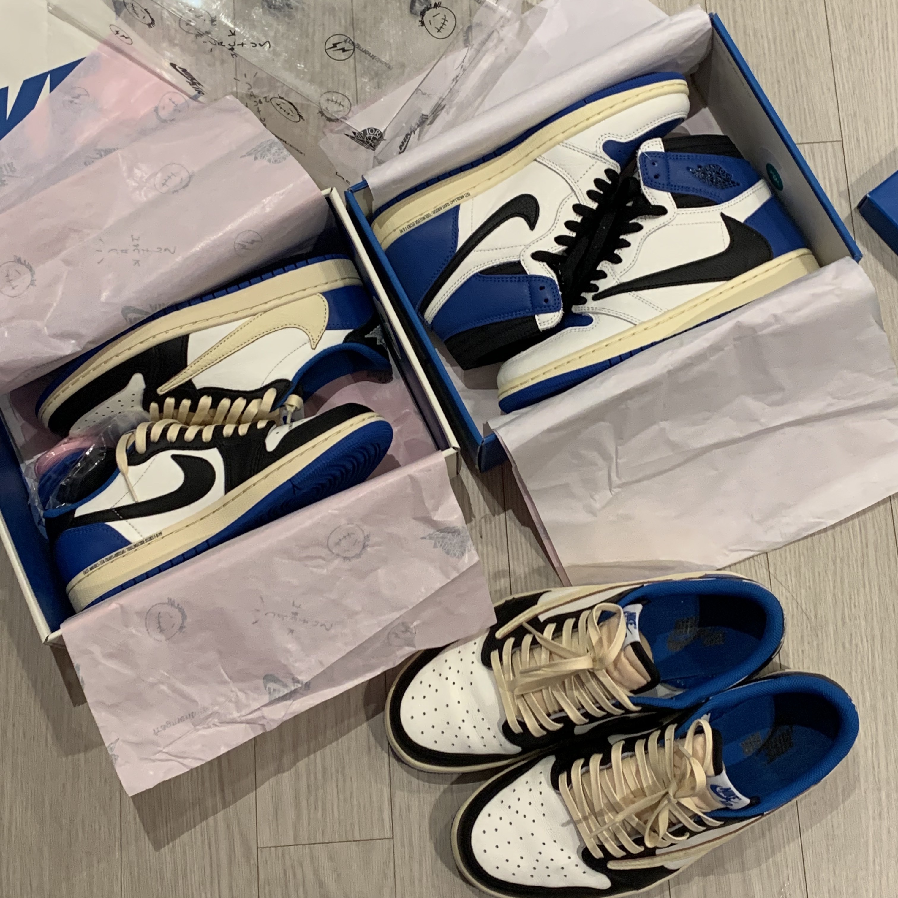 Jordan 1 x Travis Scott x Fragment Retro Low OG SP Military Blue, Jordan 1 x Travis Scott x Fragment Retro High OG SP Military Blue 착용 스타일