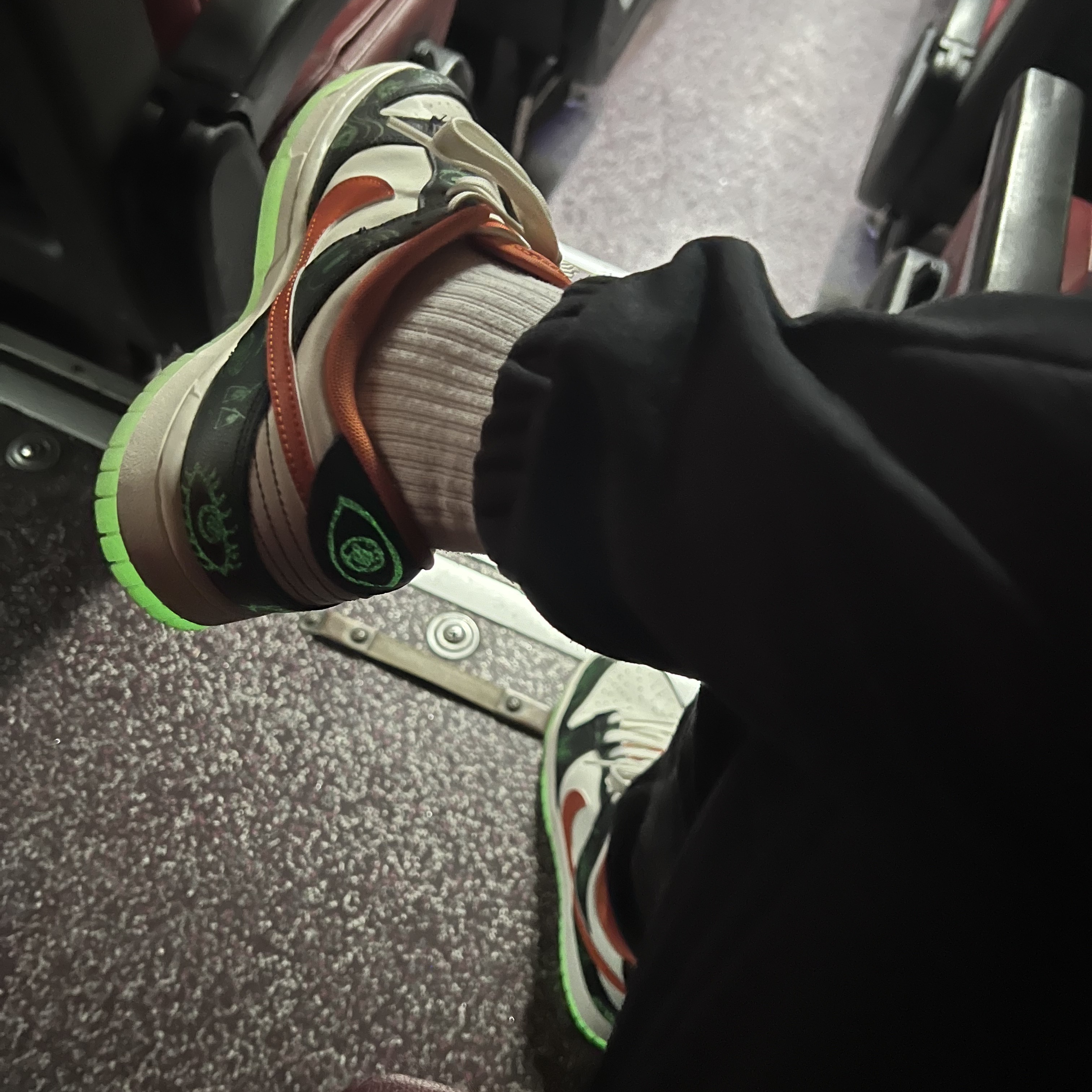 Nike Dunk Low Retro PRM Halloween 착용 스타일