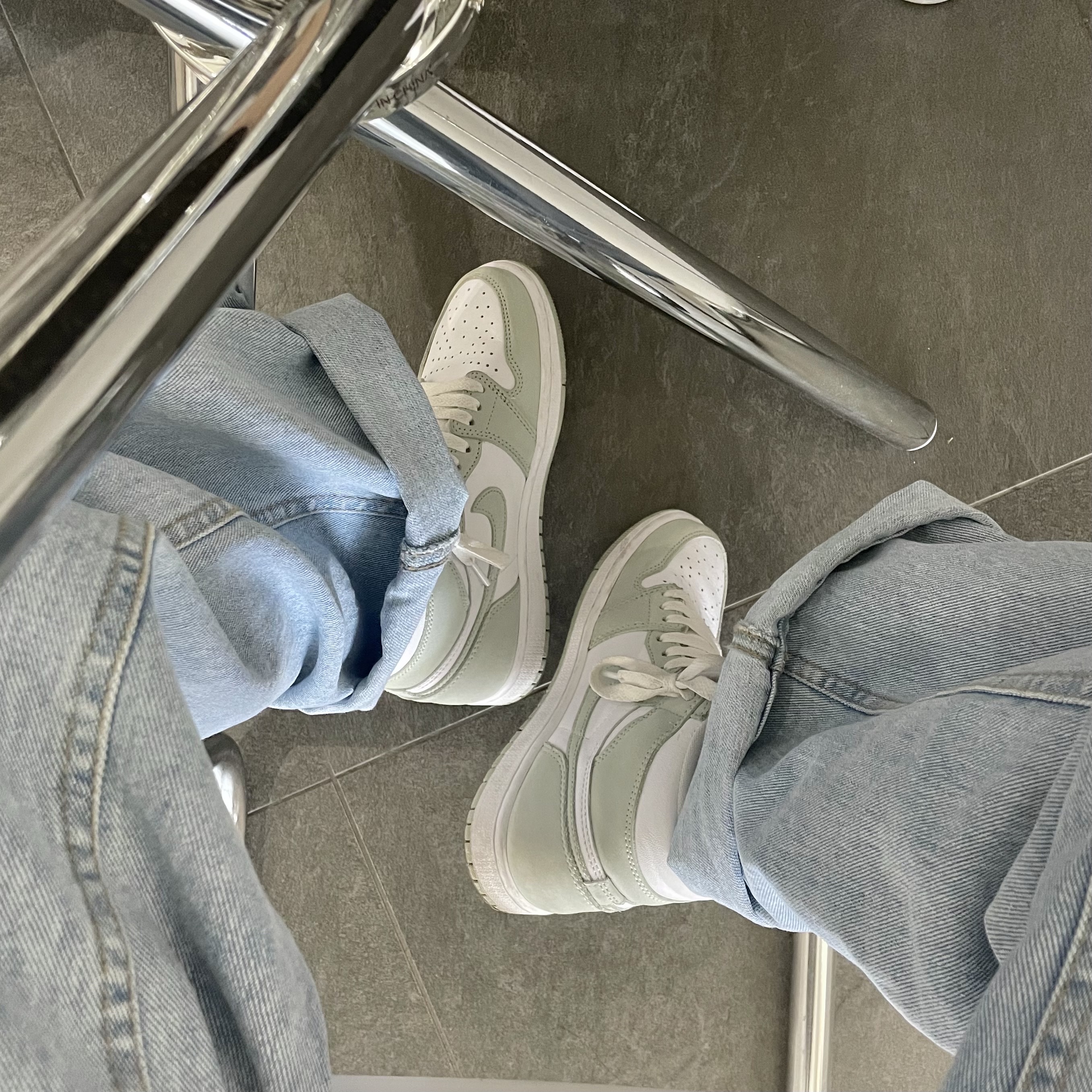 (W) Jordan 1 Retro High OG Seafoam 착용 스타일