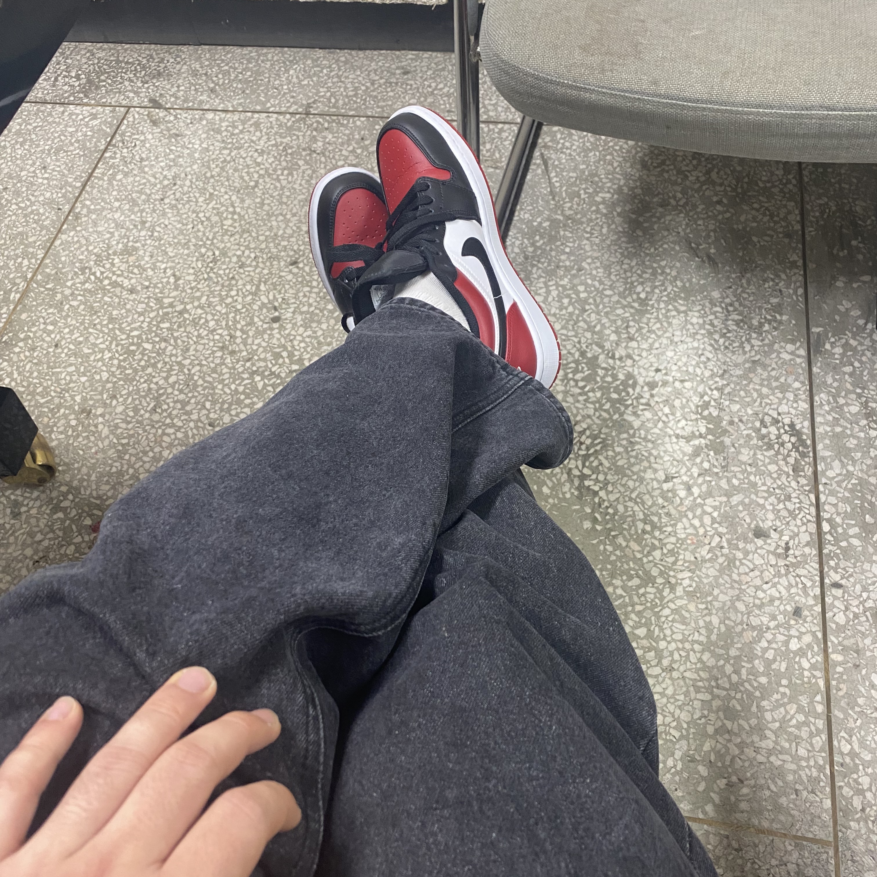 Jordan 1 Low Bred Toe 착용 스타일