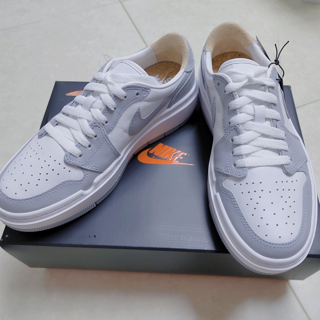 (W) Jordan 1 Elevate Low White and Wolf Grey 착용 스타일