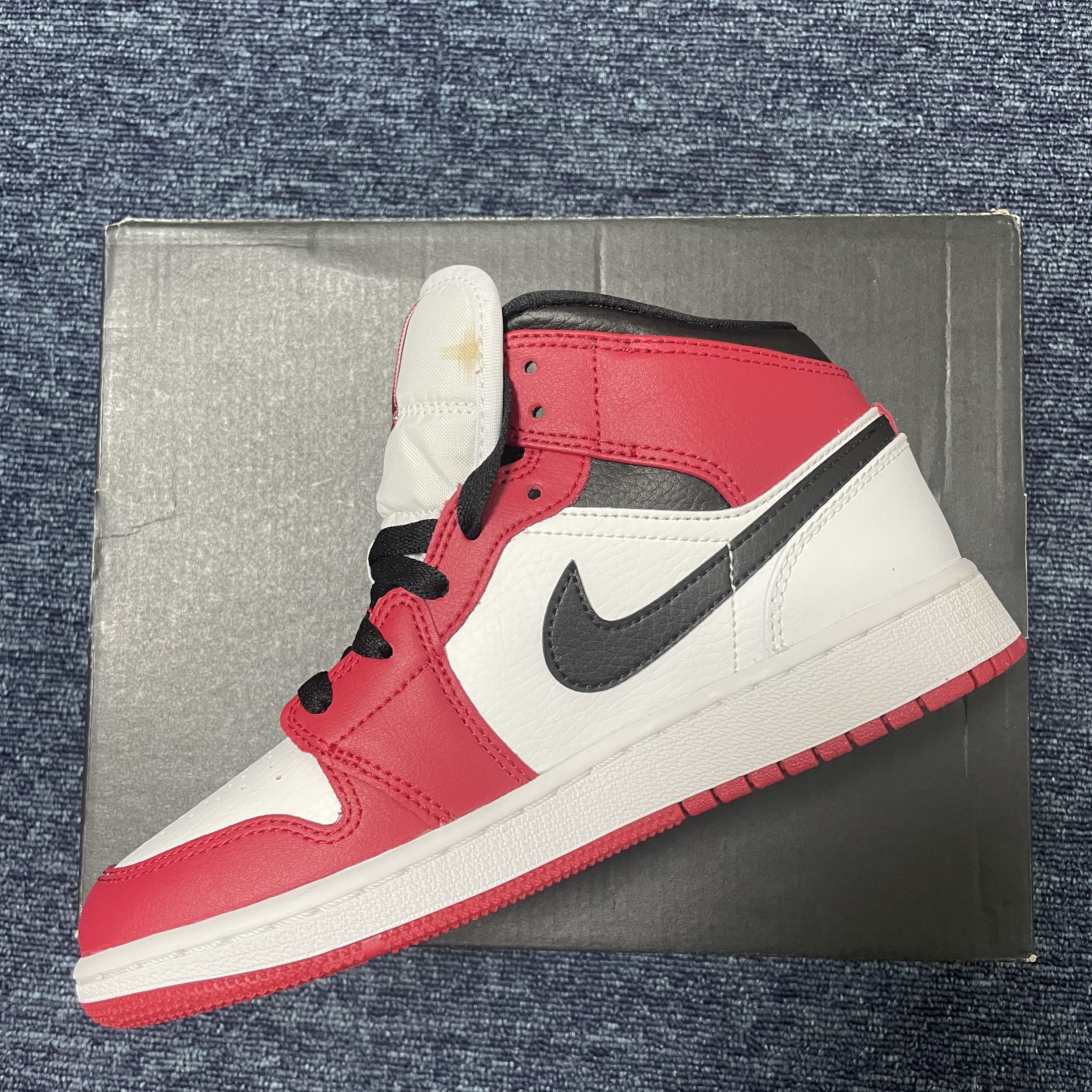 (GS) Jordan 1 Mid White Gym Red Black 착용 스타일