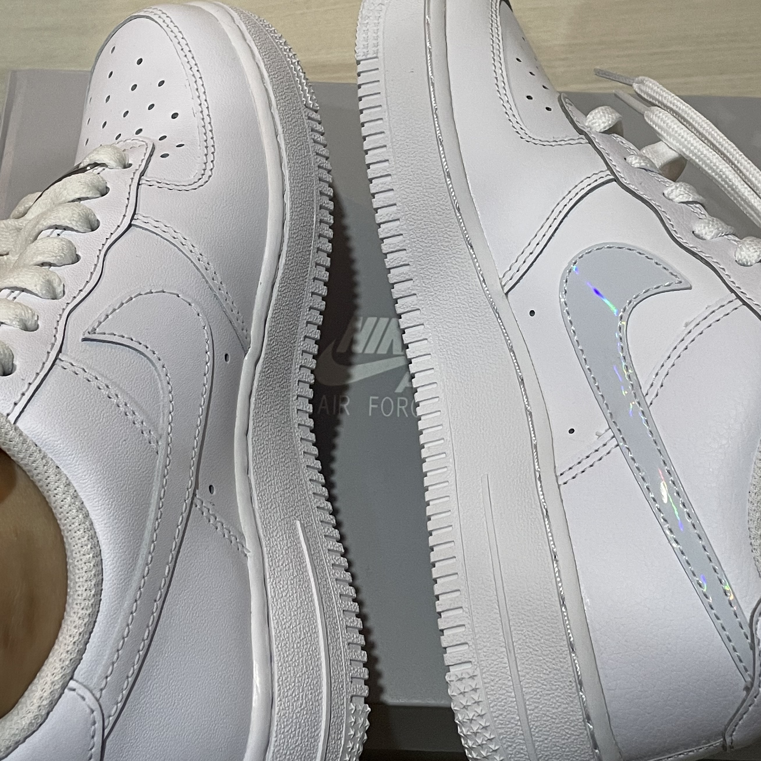 (W) Nike Air Force 1 '07 Low White, (GS) Nike Air Force 1 White Aura 착용 스타일 - 2