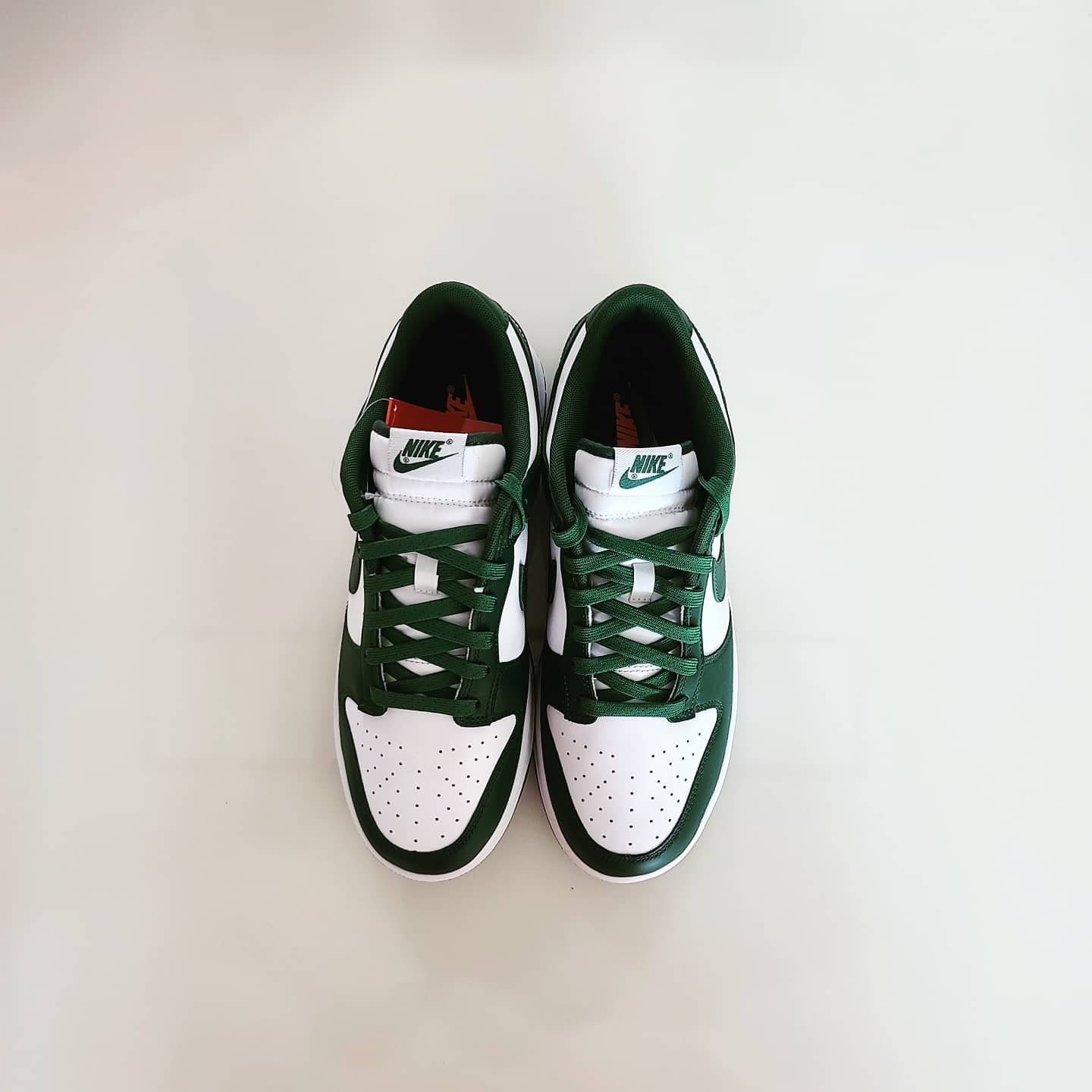 Nike Dunk Low Retro Varsity Green 착용 스타일 - 5