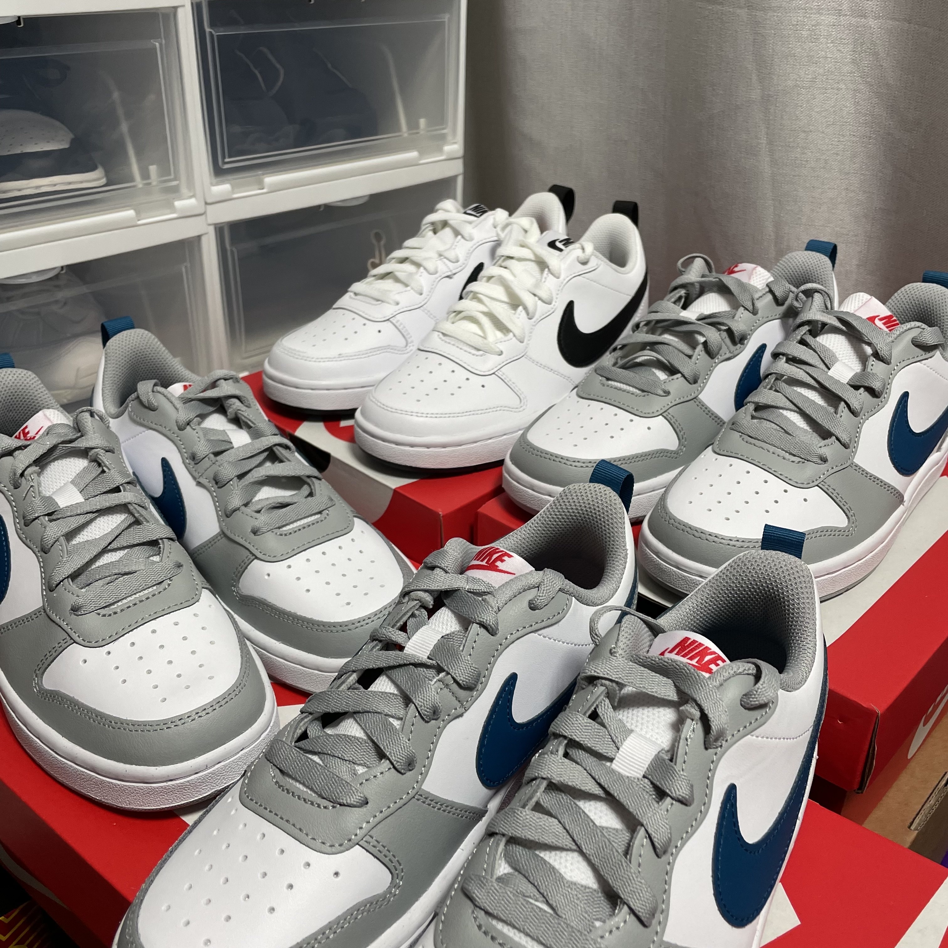 (GS) Nike Court Borough Low 2 Light Smoke Grey, (GS) Nike Court Borough Low 2 White Black 착용 스타일