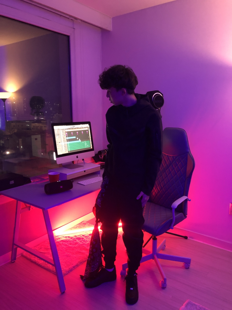 KREAM 프로필 이미지