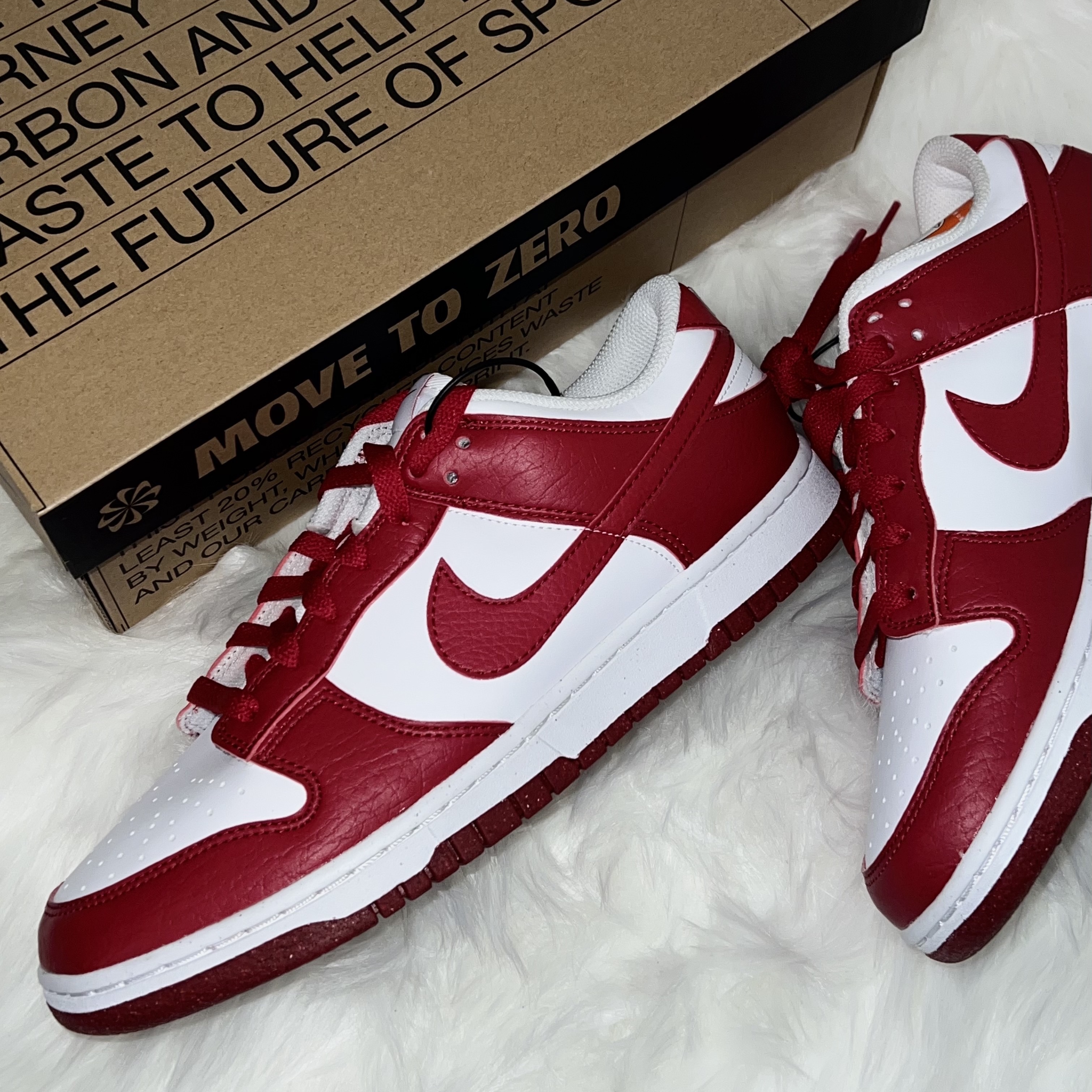 (W) Nike Dunk Low Next Nature Gym Red 착용 스타일