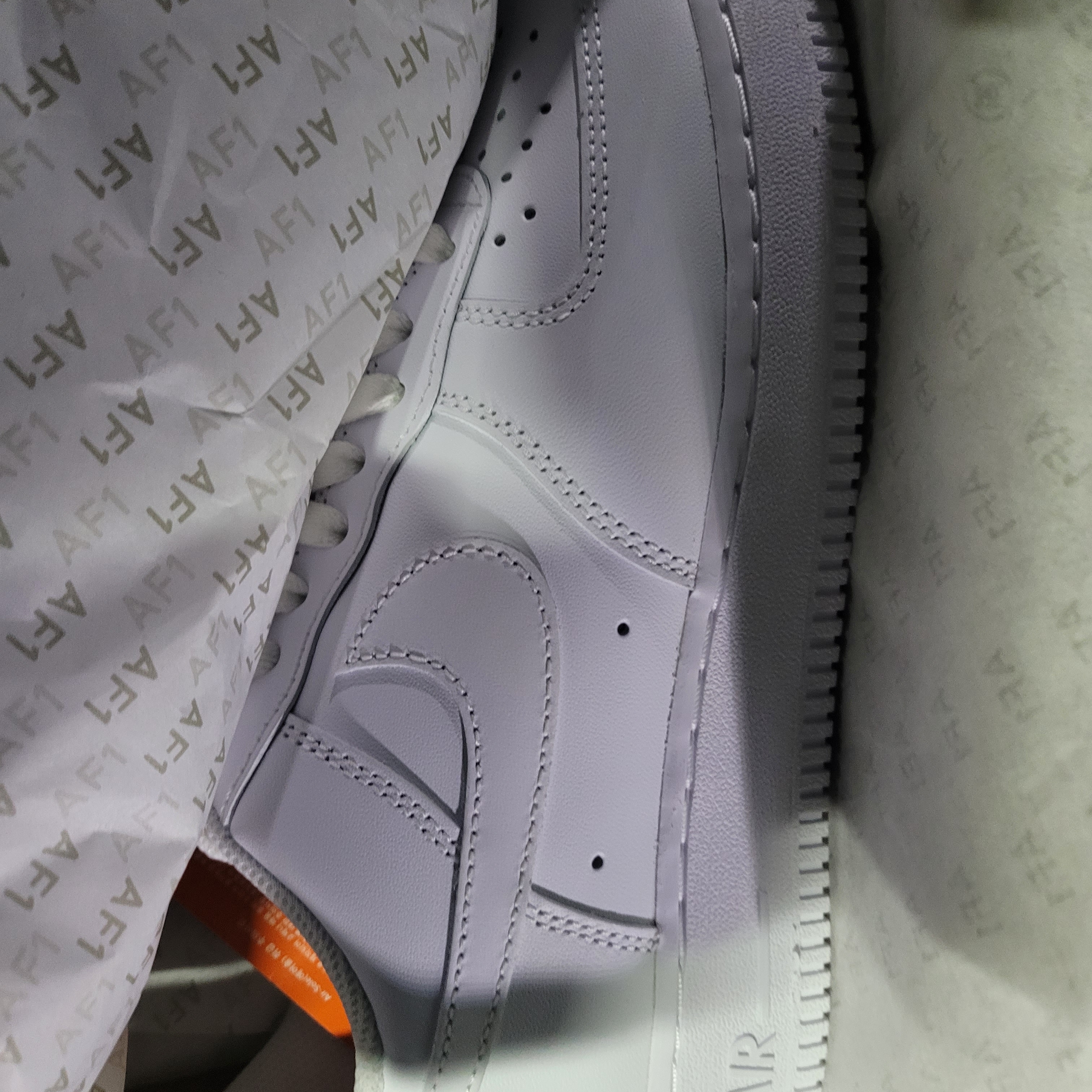 Nike Air Force 1 '07 Low White 착용 스타일