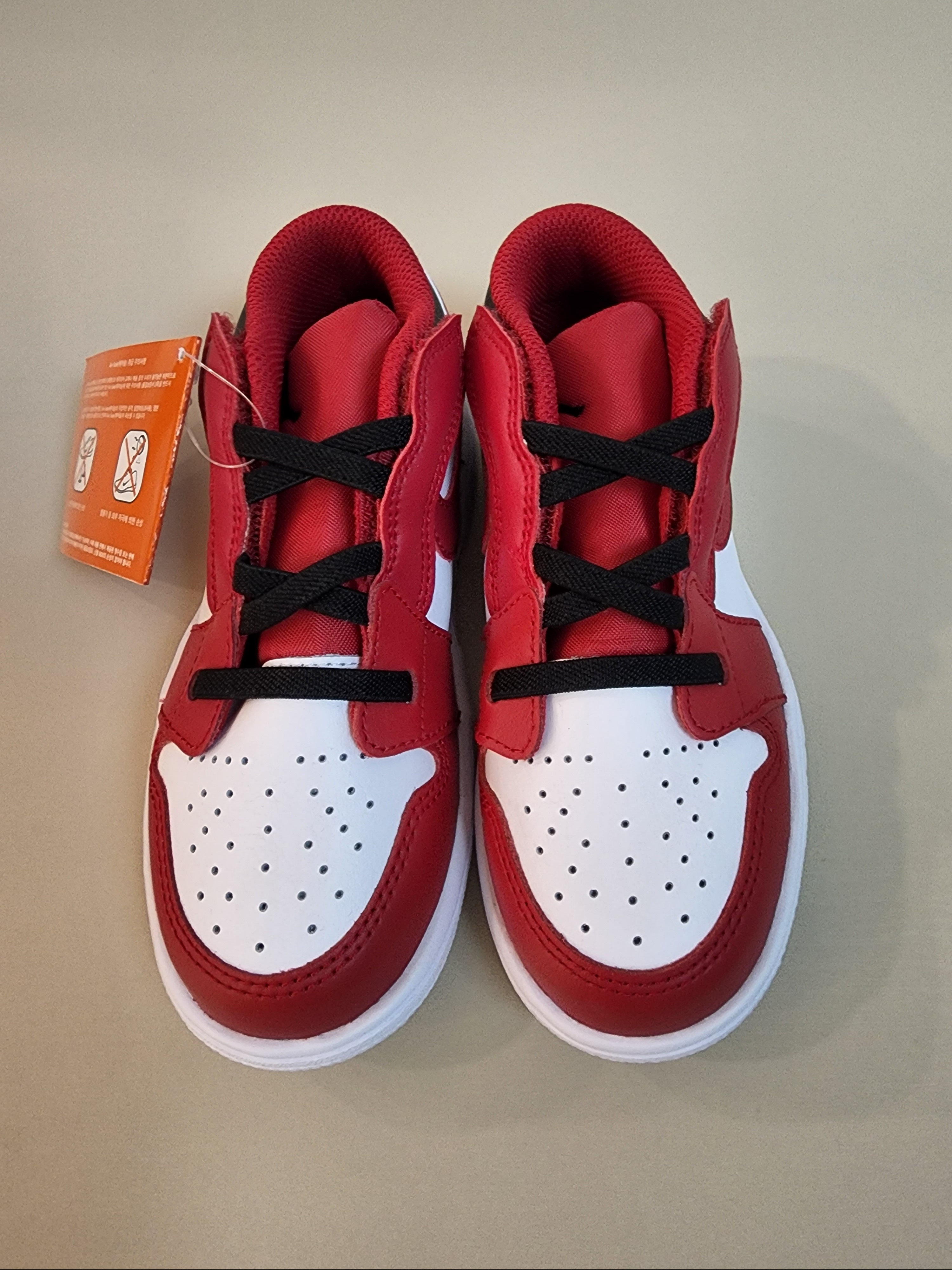 (TD) Jordan 1 Low Alt White Gym Red Black 착용 스타일