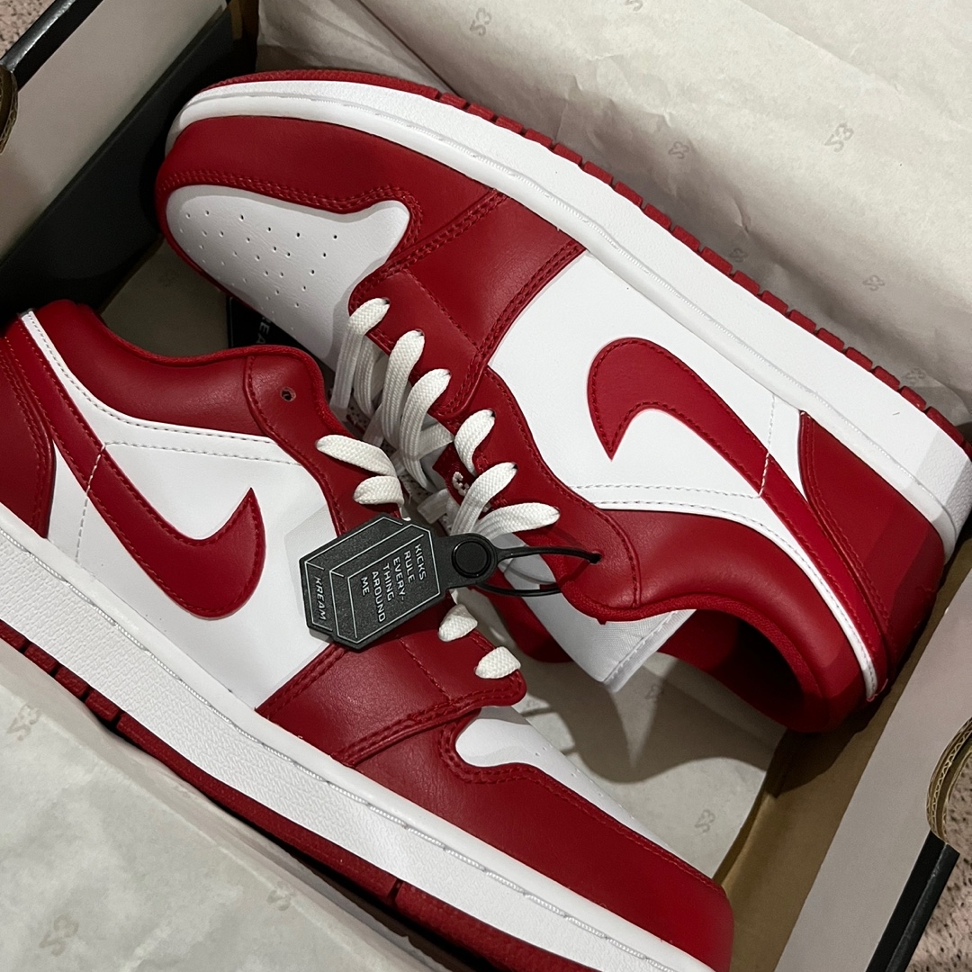 Jordan 1 Low Gym Red White 착용 스타일 - 1